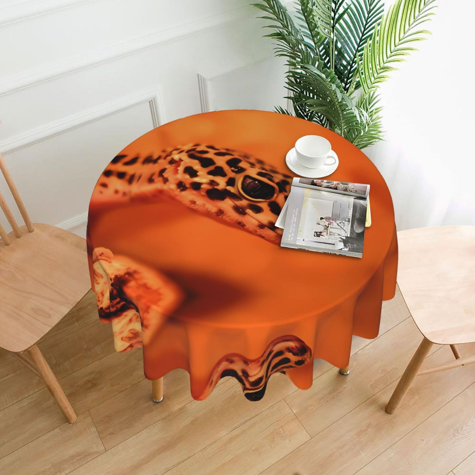 YYHHAOFA Leopard Little Gecko Prints 60in Round Decorative Tablecloth – High-Grade Polyester Throw Cover for Dining, Parties, and Outdoor Events