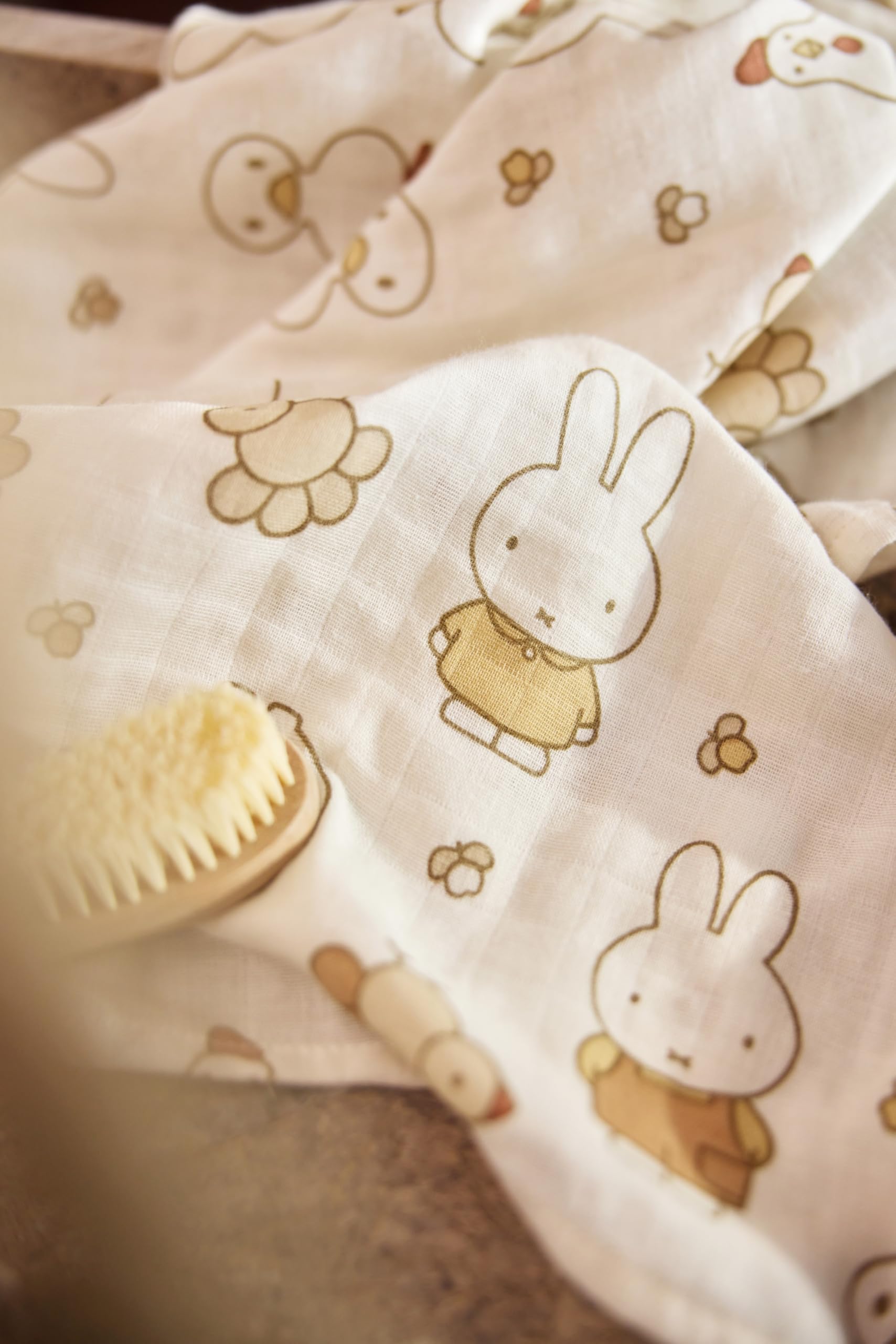 Jollein Paños de muselina para bebé – Miffy Family Farm – 70 x 70 cm – Paquete de 3 – 100 % algodón – Paños para eructar – Certificado OEKO-TEX