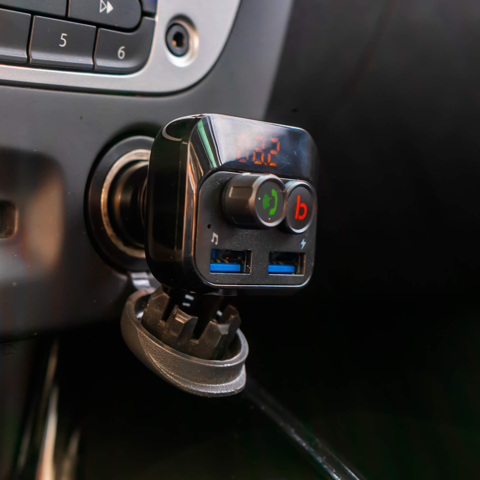 Modulator FM PNI Valentine F250 Bluetooth 5.0, odtwarzacz MP3, nadajnik FM, gniazdo Micro SD, podwójne złącze USB, szybkie ładowanie urządzeń mobilnych, przycisk Super Bass