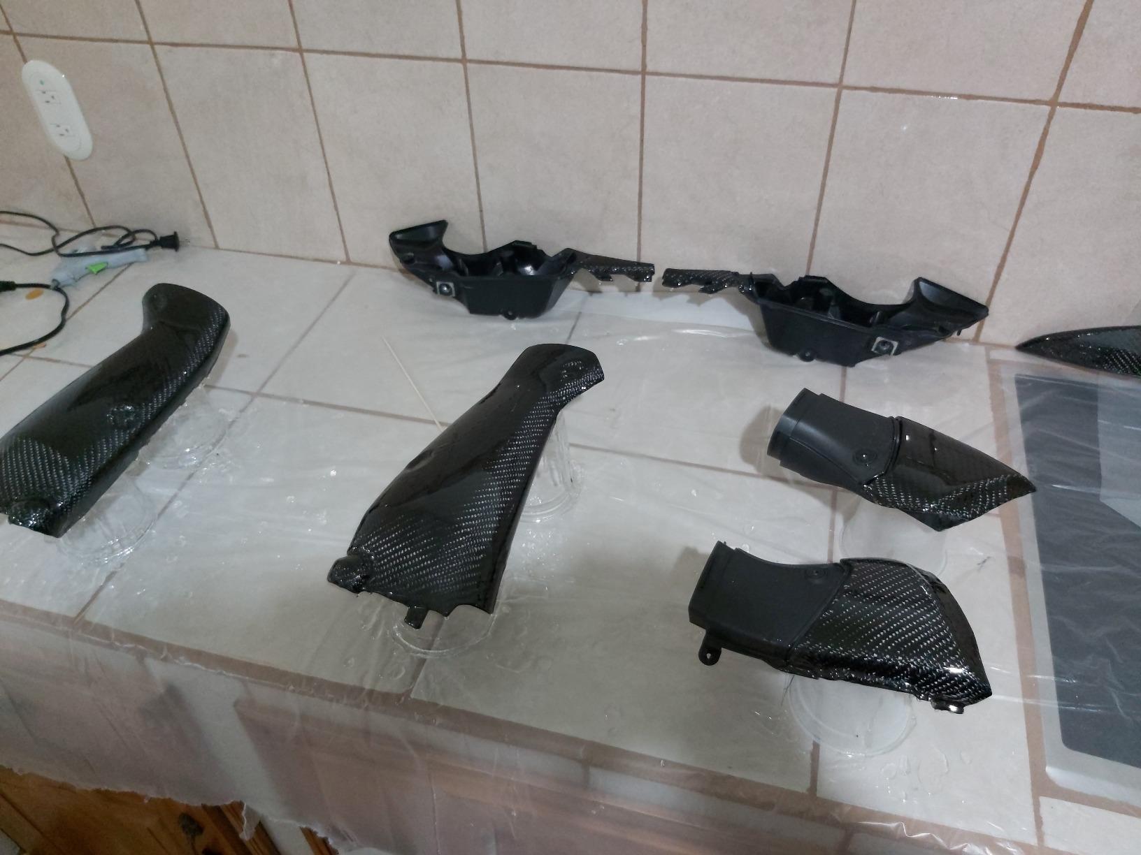 TRUE COMPOSITES Carbon Fiber Sheet & Epoxy Resin Kit (36" x 14" + 16oz of Epoxy) 2x2