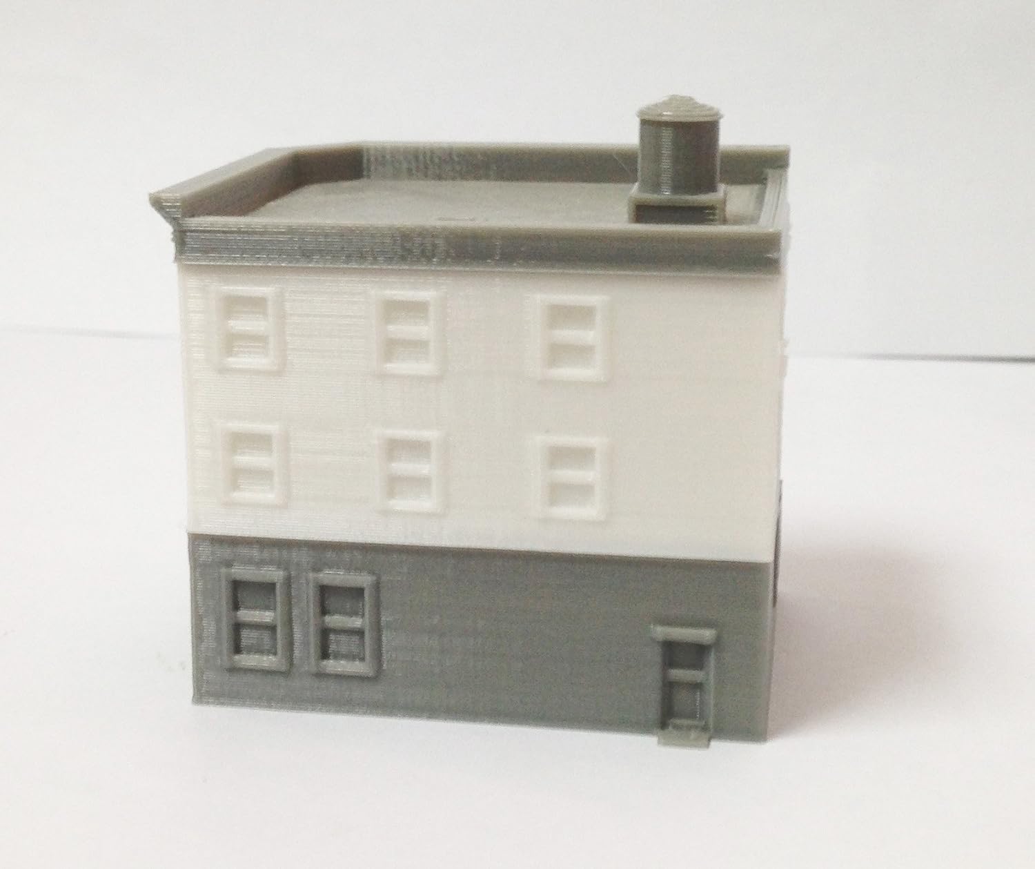 Outland Models Train Railway Layout City Classic 3-Story Corner Shop Z Scale