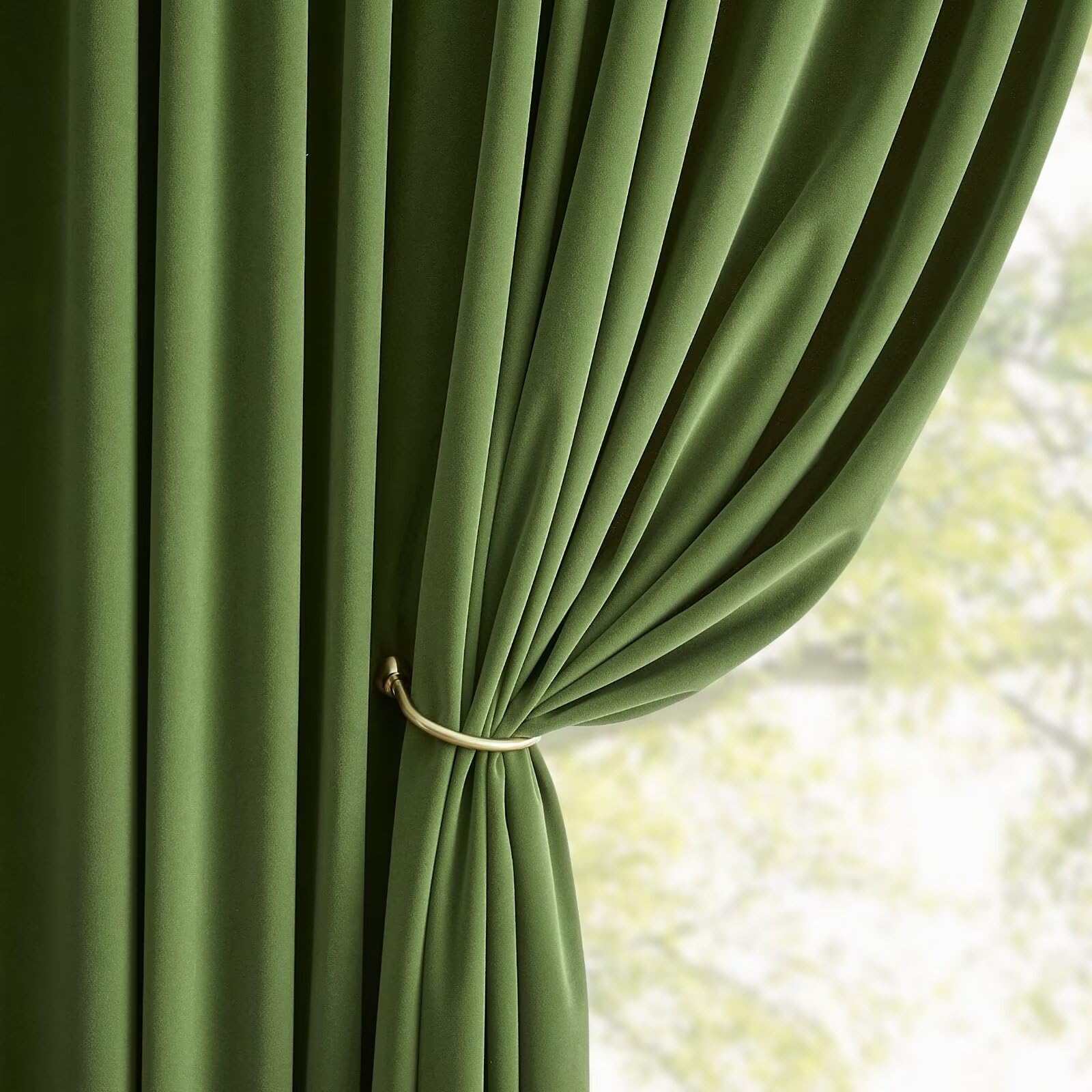 Amazon｜Joydeco グリーンベルベットカーテン 72インチ 2パネル 部屋を