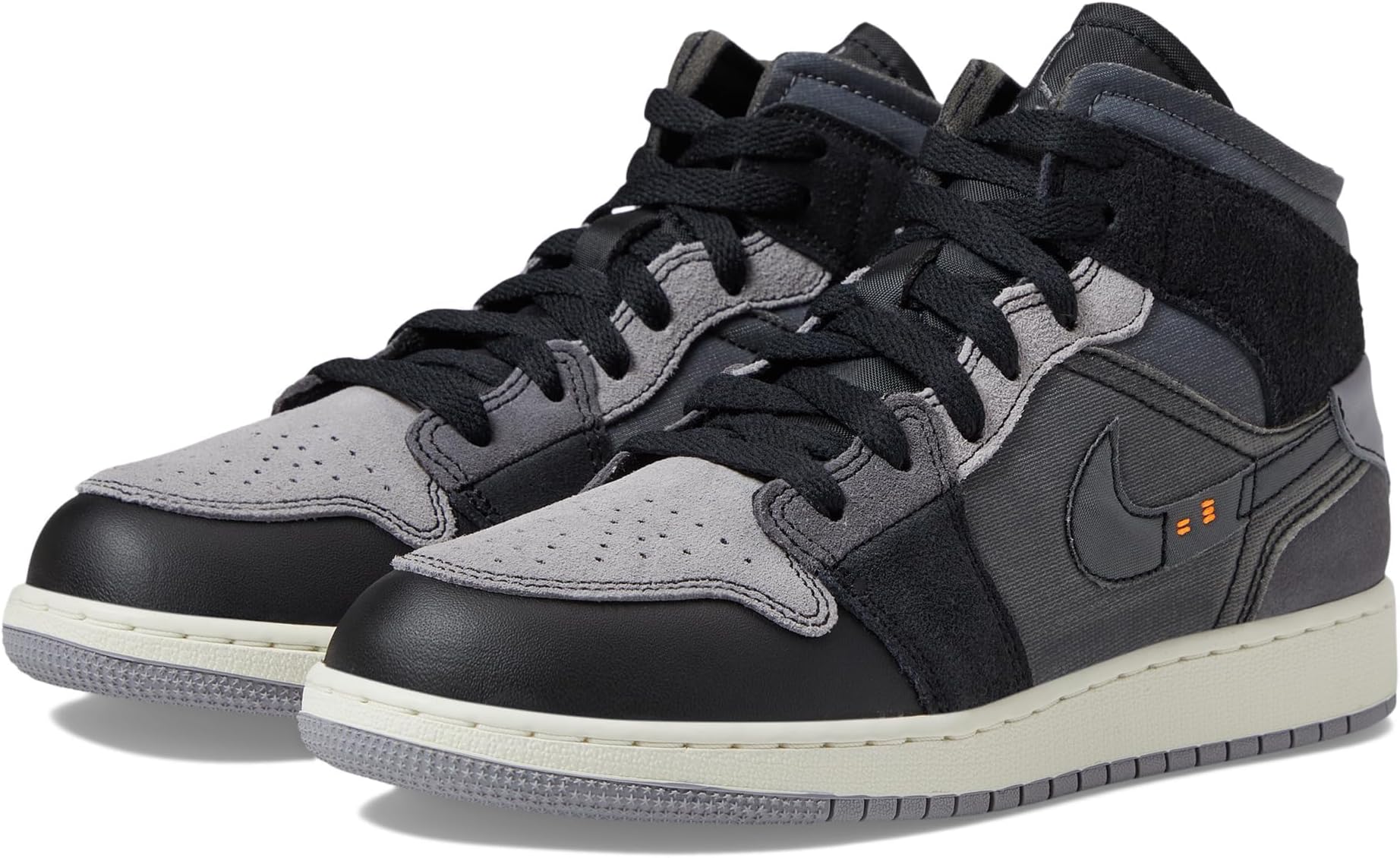 black cement jordan 4