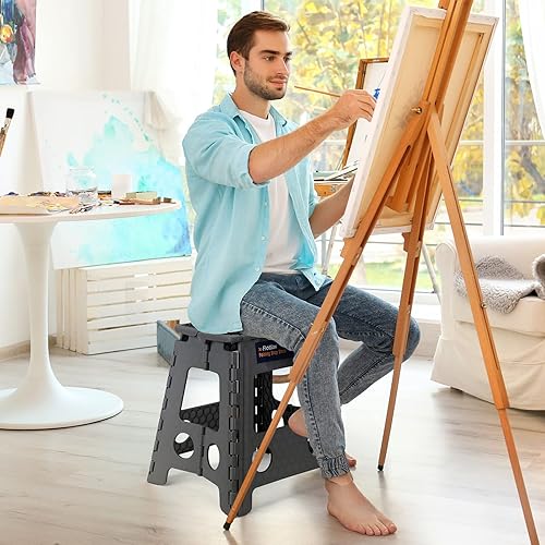 Miniatura 113 de Flottian Taburete plegable de 18 pulgadas para adultos y niños con capacidad para hasta 300 libras, taburetes plegables antideslizantes con asa,