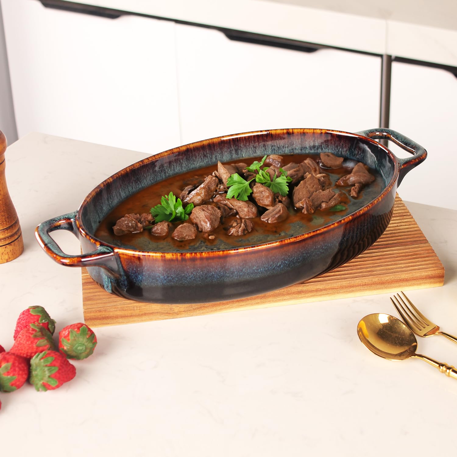 jinsongdafa Porseleinen ovale ovenschaal met handgrepen, soeppan, 1800 ml, Frans wit keramiek, bakgerei set met deksel, magnetron-, vaatwasser-, oven- en koelkast (30,7 cm jinsongdafa Porseleinen ovale ovenschaal met handgrepen, soeppan, 1800 ml, Frans wit keramiek, bakgerei set met deksel, magnetron-, vaatwasser-, oven- en koelkast (30,7 cm