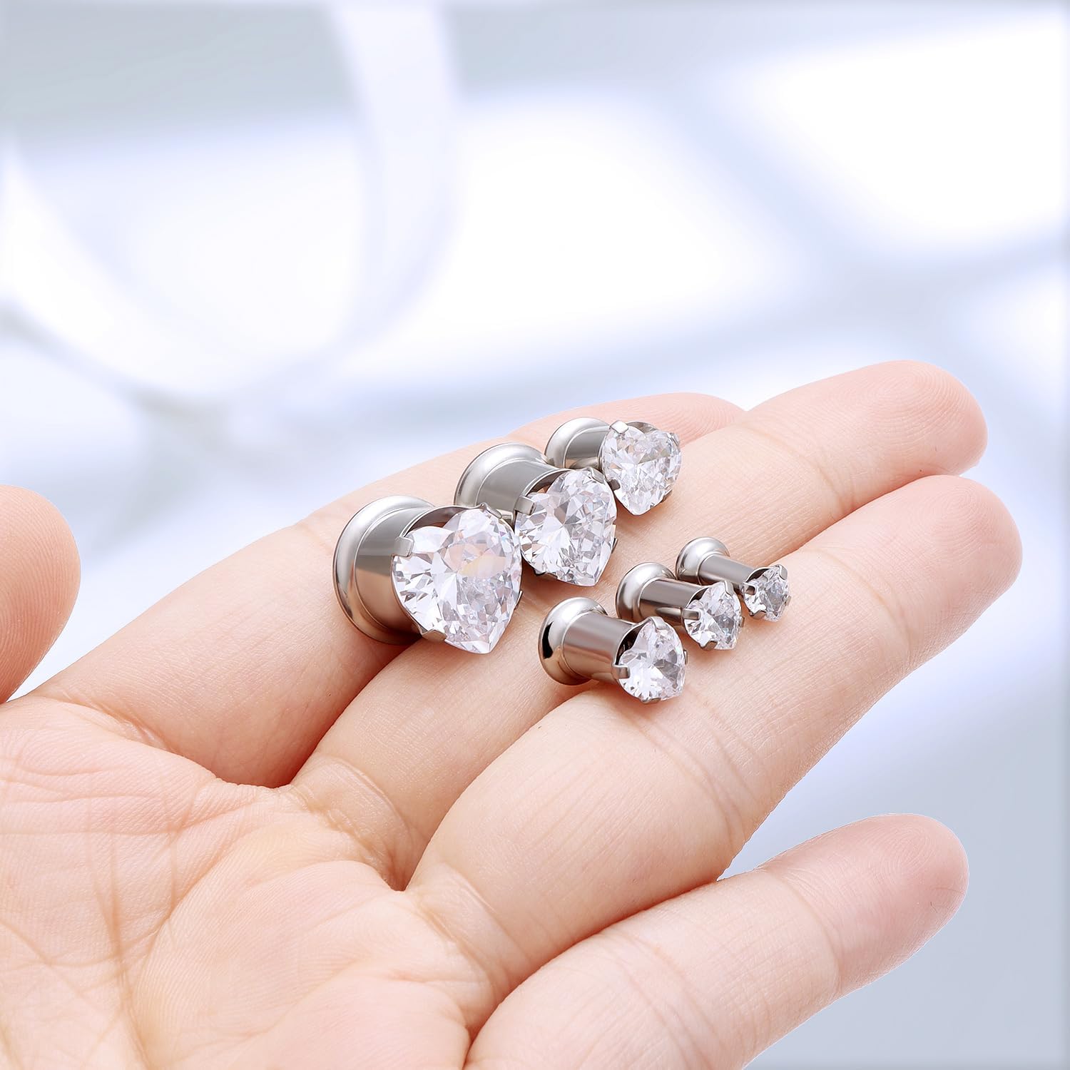 Astm F136 Titanium Heart CZ Ear Gauges Screw Fit Flesh Tunnels Plugs Gauges Earring Expander Stretcher Ear Tunnels For Ears 10G 8G 6G 4G 2G 0G 00G Plug Earrings Piercing Jewelry For Women Men