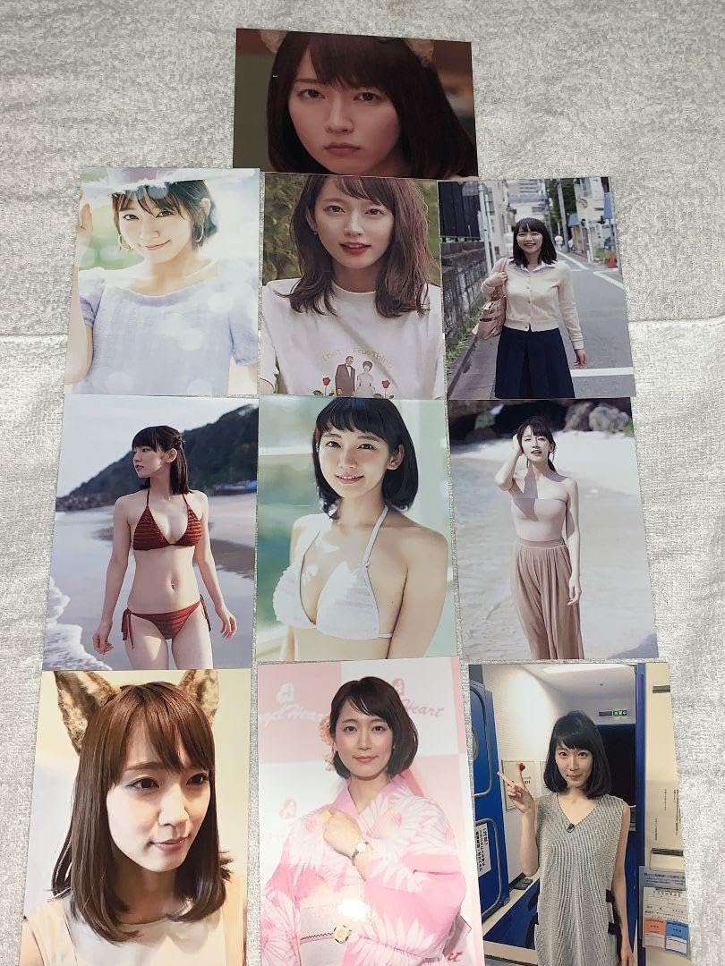 Amazon.co.jp: 吉岡里帆写真BサイズはL版です。30枚セット : おもちゃ