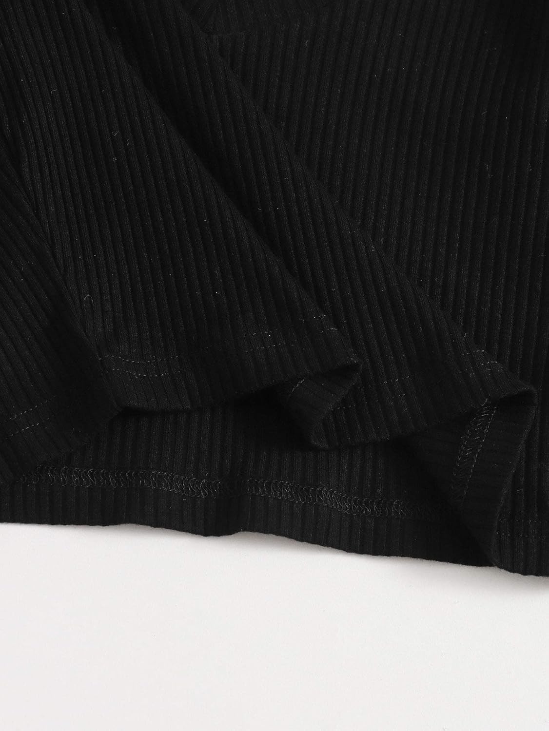 Verdusa Women's Long Sleeve V Neck Rib Knit Crop Tee T Shirt Black M - Image 4