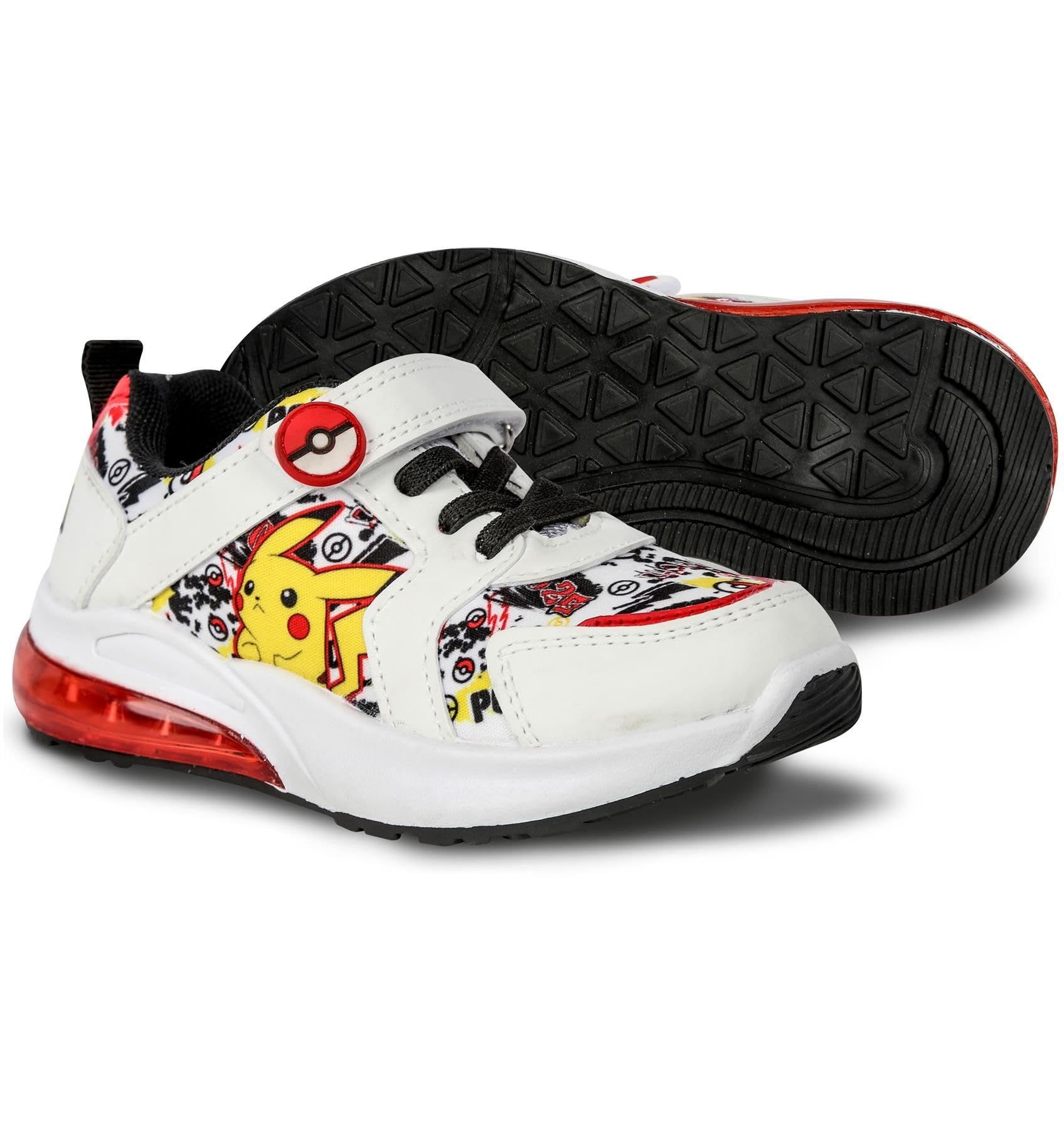 Pokémon Scarpe da ginnastica Pikachu per bambini e ragazzi, con licenza ufficiale, con suola lampeggiante a LED, tomaia in poliuretano e chiusura a sfera Pok Ball, esclusiva A2Z 4, design per bambini