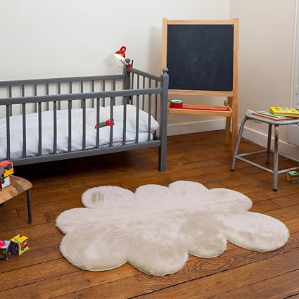 Tapis Enfant Pilepoil Nuage Gris Taupe 90 X 130 Cm Fausse Fourrure Fabrication Francaise Amazon Fr Cuisine Maison