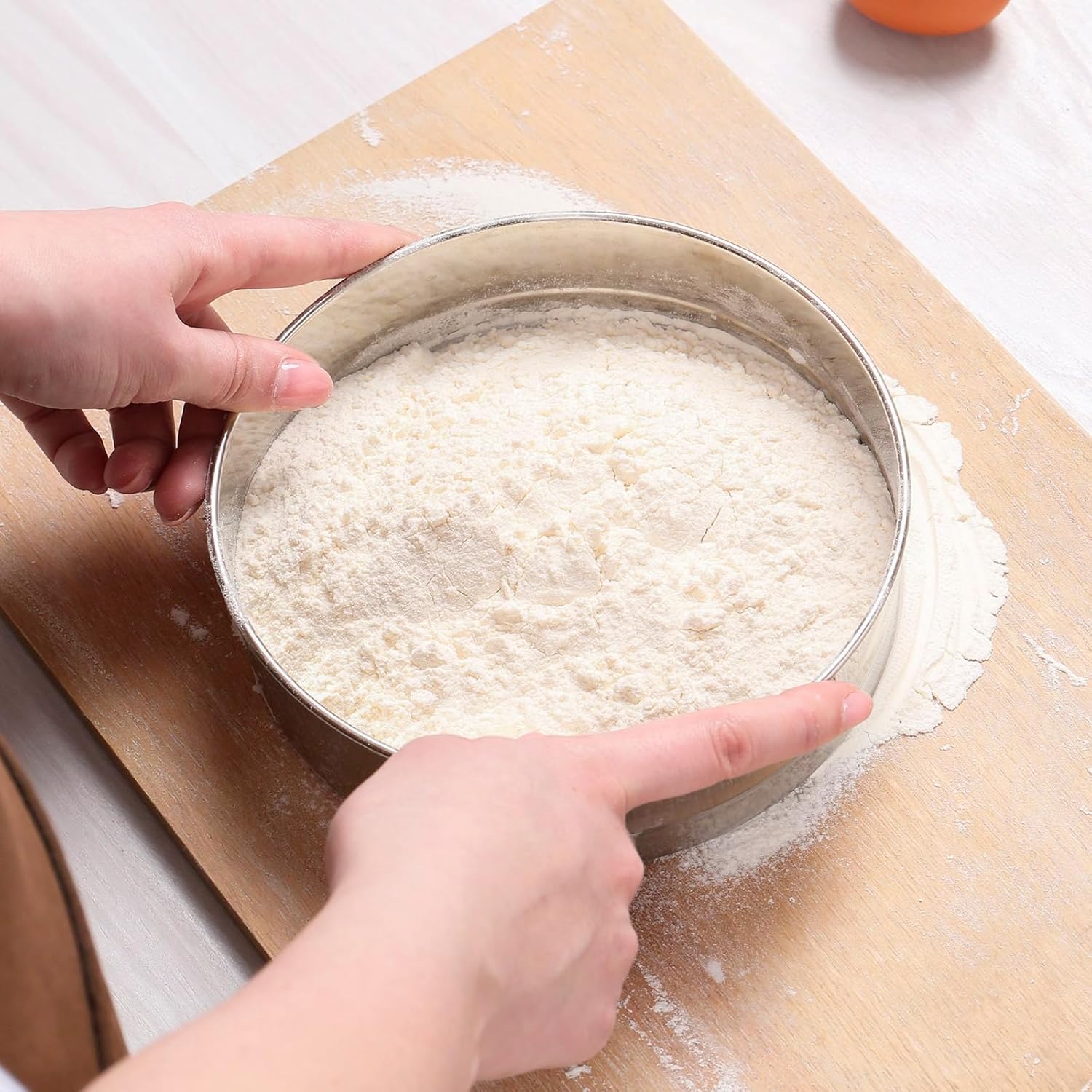 uxcell Stainless Steel Flour Sifter, 12Inch 50 Mesh Round Sifter Flour Sieve Mini Fine Mesh for Baking Cake Bread, White