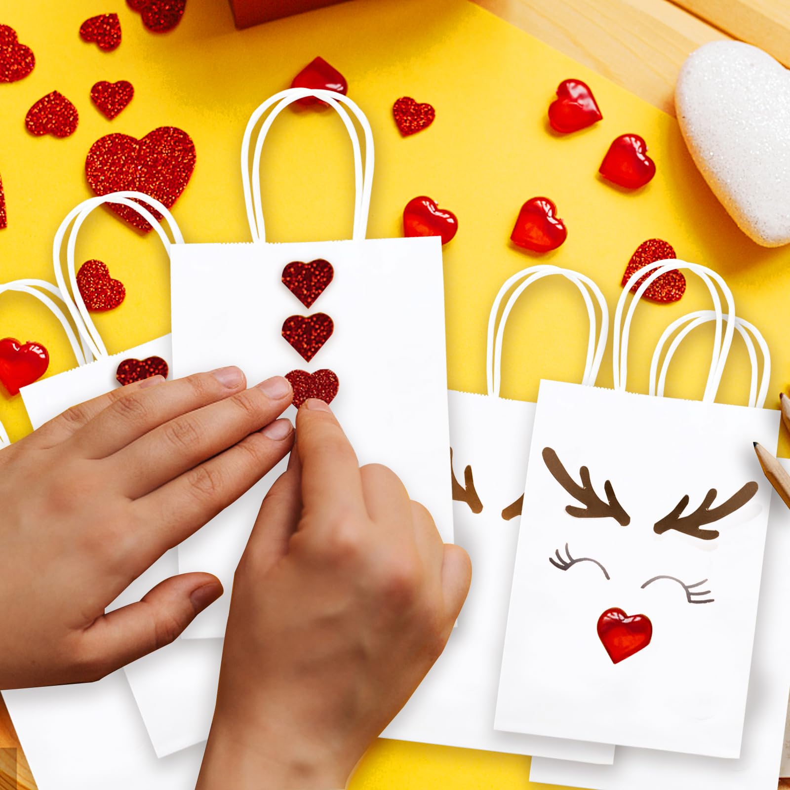 50 Stück Geschenktüten Aus Kraftpapier Mit Henkeln & Aufklebern – 130 GMS, Perfekt Für Party, Hochzeit, Geburtstag