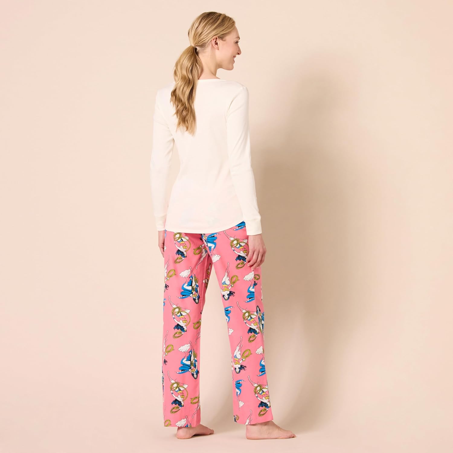 Amazon Essentials Women's Lightweight Flannel Pant and Long-Sleeve T-Shirt Sleep Set - Image 3