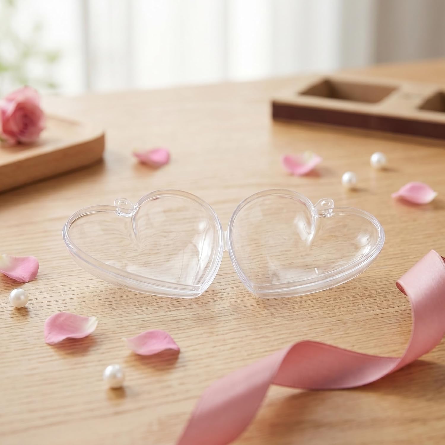 LUOEM 10pcs Fillable Heart Ornaments,2.36 in Clear Plastic Heart Ball Ornaments for Small Items, Valentine's Day, Birthday, Wedding, Christmas Decoration