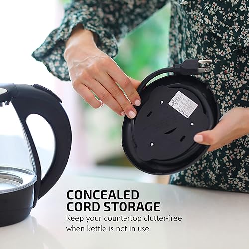 Miniatura 7 de OVENTE KG845B - Hervidor eléctrico de vidrio iluminado de 1.5 litros con luz LED azul y tapa de acero inoxidable, calentador de té de calentamiento