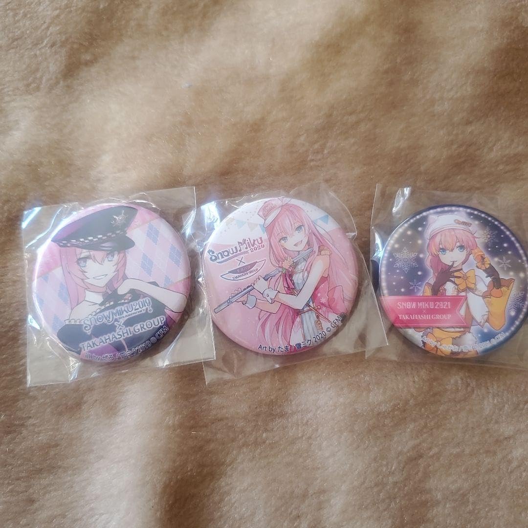 Amazon.co.jp: タカハシグループ 巡音ルカ缶バッジセット U493 : おもちゃ