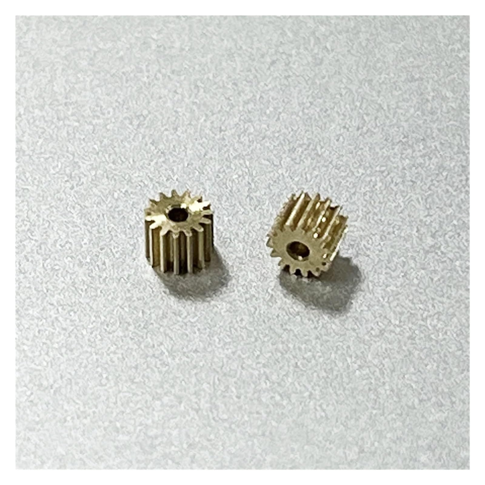 HSMQUBDBX 1PCS 0.2M Modulus Metal Copper Gear Teeth Car Transmission Spindle Gear Fit 1mm 1.5mm 2mm Shaft 20T 1.48MM