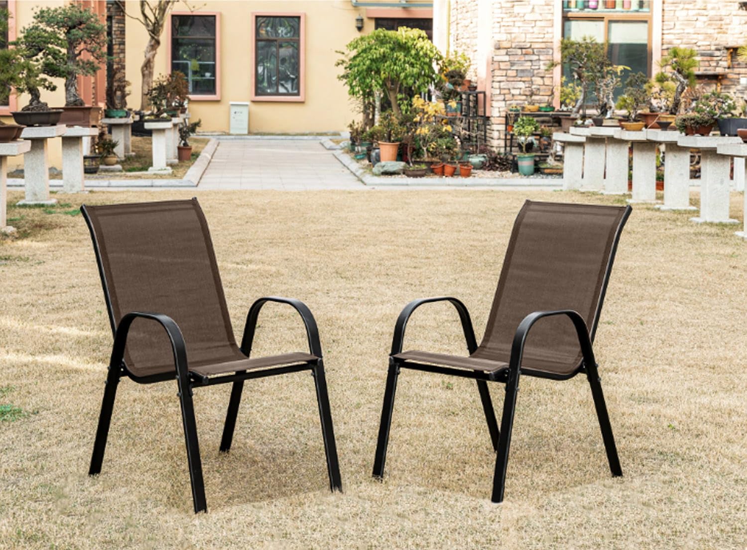 Sillas de jardín apilables de textilene – Pack de 4 con reposabrazos; Estructura metálica Resistente, Transpirables y fáciles de Limpiar para terraza y balcón, Color marrón