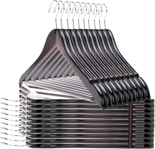 Perchas de madera de calidad, ligeramente curvadas, paquete de 20 unidades, perchas de madera de color caoba con ganchos cromados, resistentes para