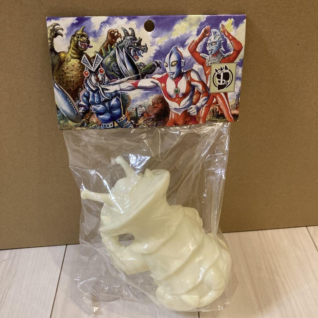 Amazon.co.jp: マーミット カネゴン貯金箱 世紀の大怪獣シリーズ