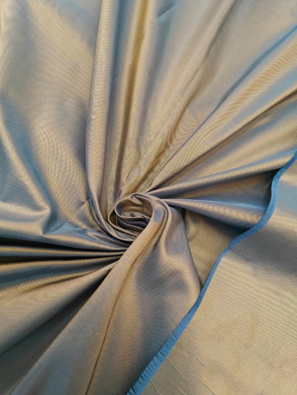 Taffetas satin de soie bleu or pour vêtement structuré chic TAF362延