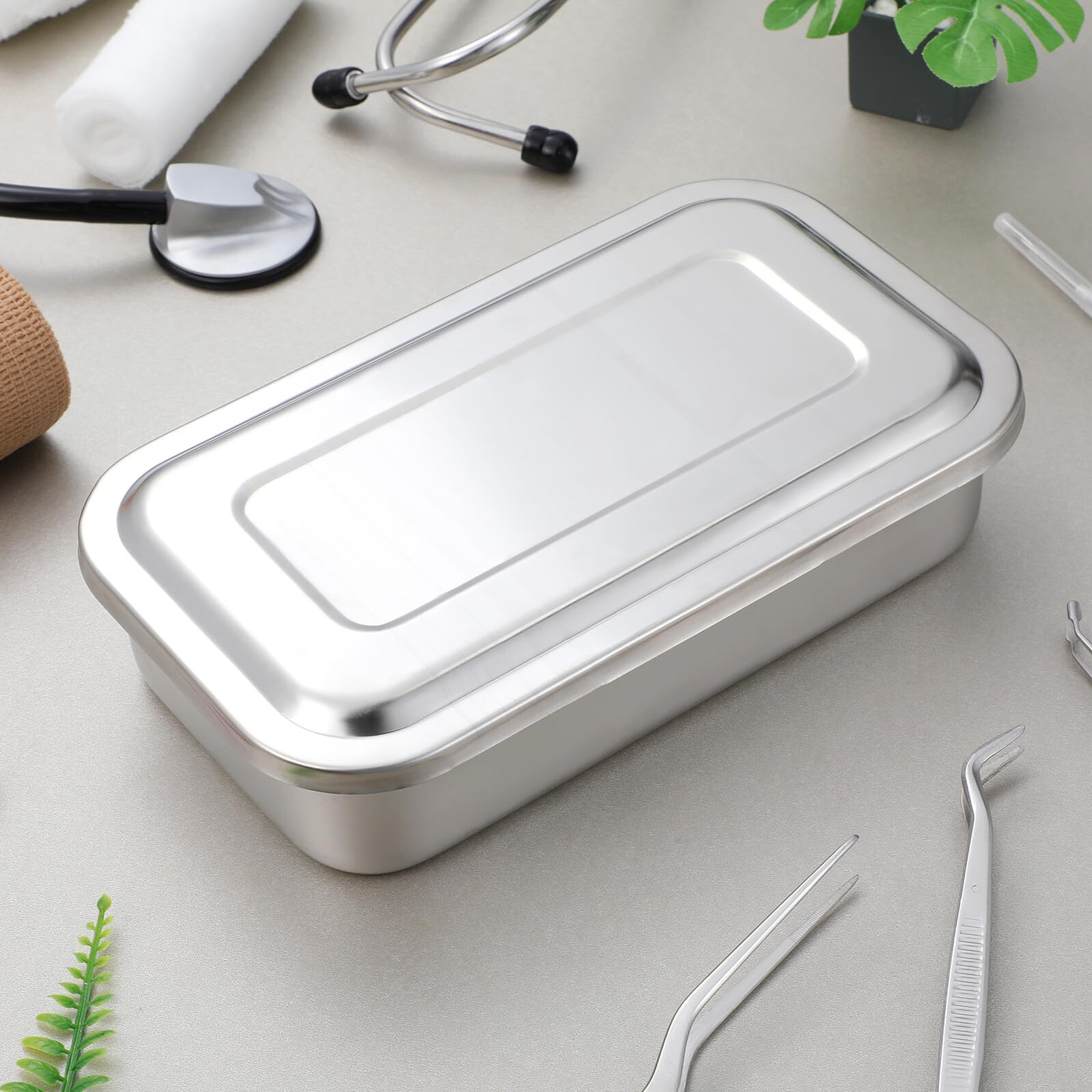 Ciieeo 4 Pièces Plateau Inox avec Couvercle Bac Multifonction pour Instruments Oraux Plateau et Facile à Stériliser Rangement Sécurisé pour Usage et Esthétique