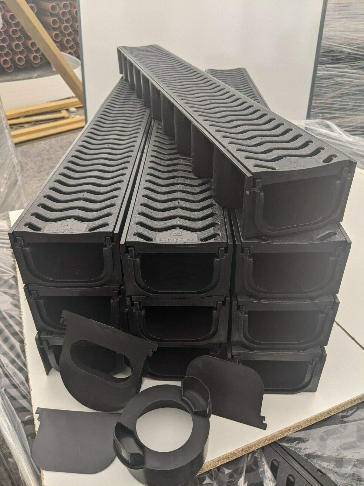 POLY Drainage Channel Driveway & PATIOS 10mtr Plastic Grating Heavy Duty Free Accessories