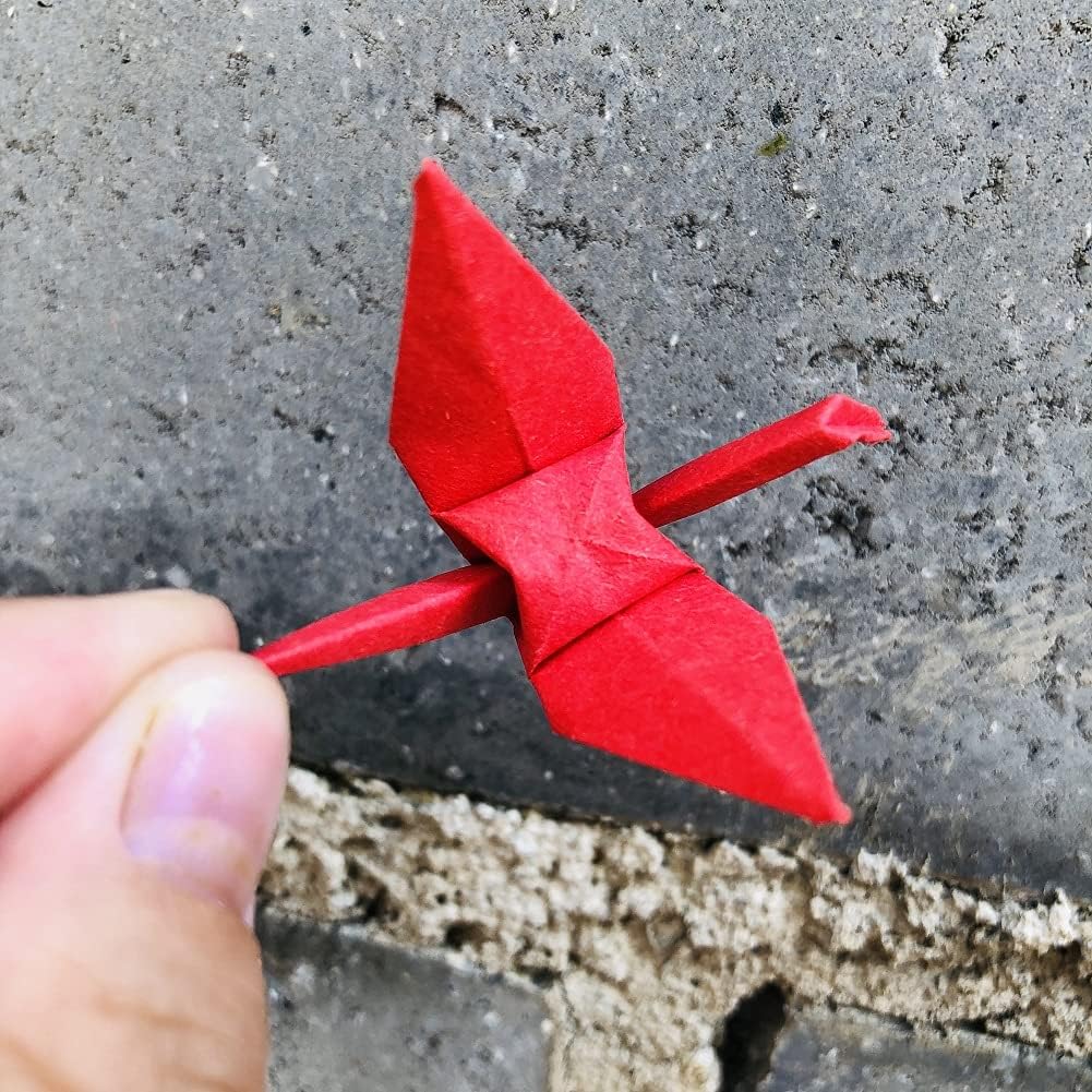 150Pcs 7cm Premade Red Origami Paper Cranes Folded Origami Birds DIY Hanging Paper Garlands for Wedding Party Decorations Birthday Bday Bridal Shower Backdrop Décor Peace Dove Good Luck (Red, 7CM)