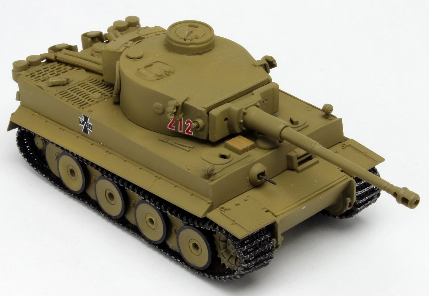 Amazon.co.jp: プラッツ ガールズ&パンツァー 劇場版 1/72 てのひら