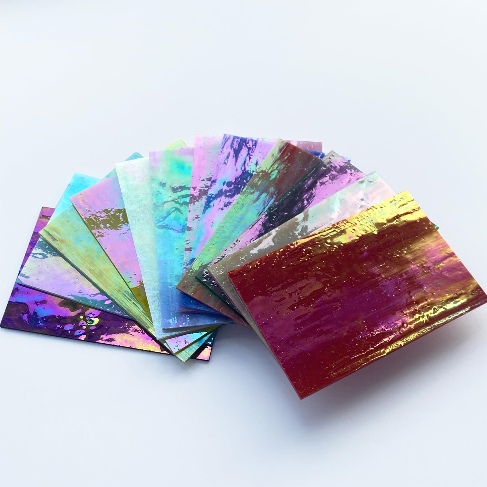 ILLUCKAI Lot de 12 feuilles de vitrail irisé, 10,2 x 15,2 cm, carreaux de mosaïque en verre irisé arc-en-ciel pour travaux manuels, fournitures de vitrail pour projets artistiques et mosaïques