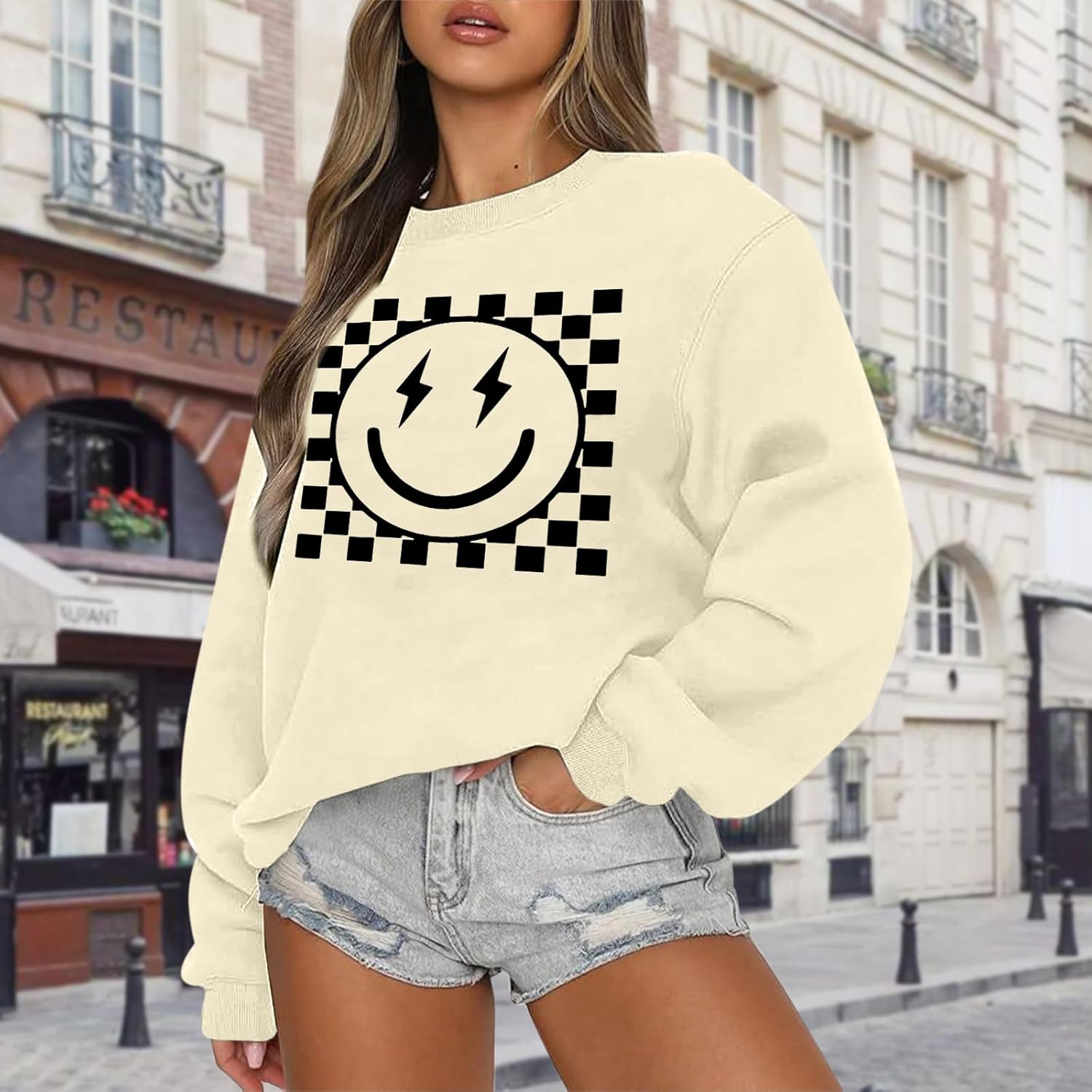 Oversized Graphic Sweatshirts for Women Smile Face Sweatshirt Cute Crewnecks Pullover Casual Loose Long Sleeve Tees - Image 2