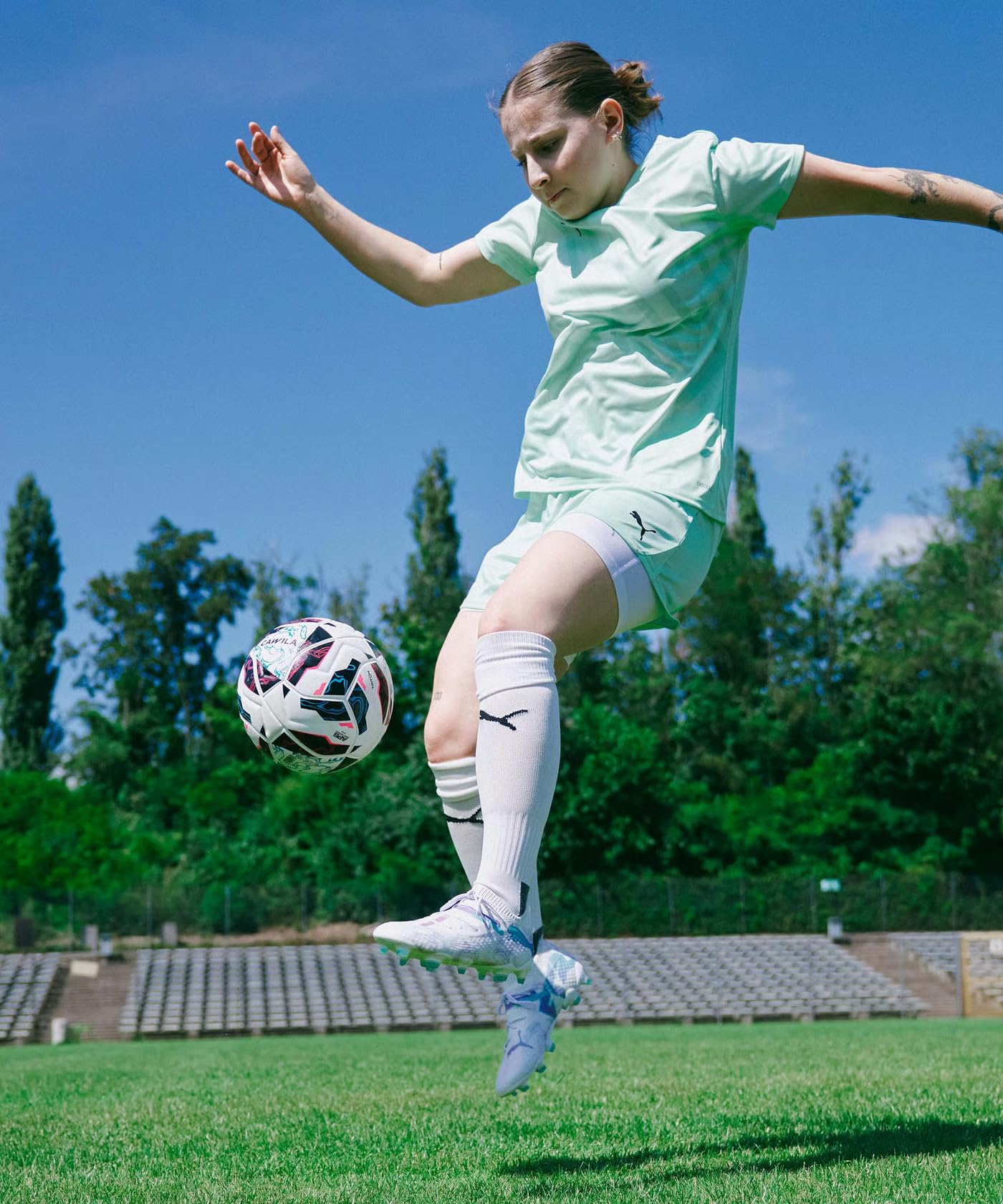Cawila Liga Triton Matchball Größe 5, Fairtrade-zertifizierter Thermo-Bonded Fußball, Profi-Spielball für Verein & Training
