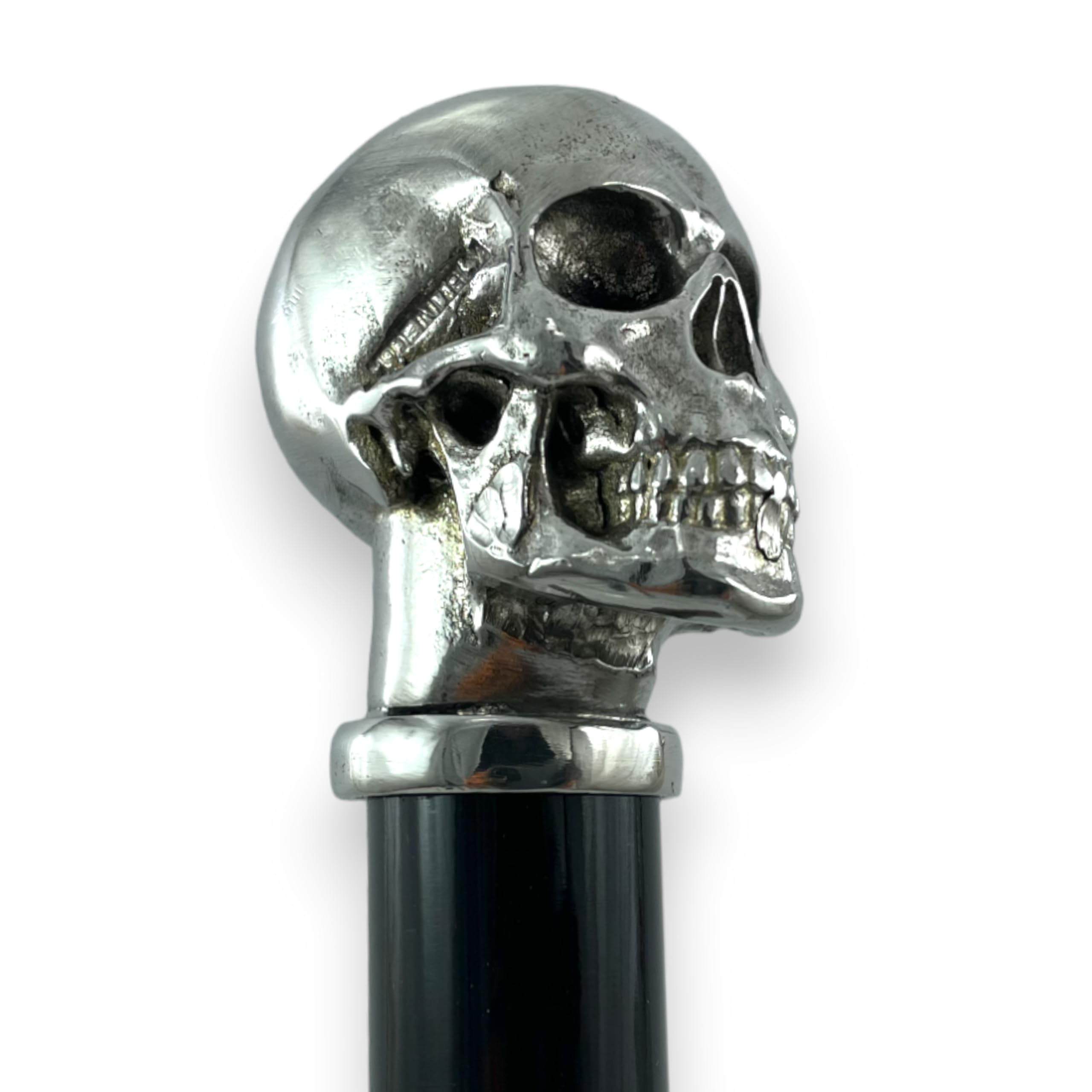 CAVAGNINI Bastone da Passeggio Teschio per Uomo - Elegante in Faggio Fatto a Mano - Maniglia in Peltro Color Argento con Nome Inciso