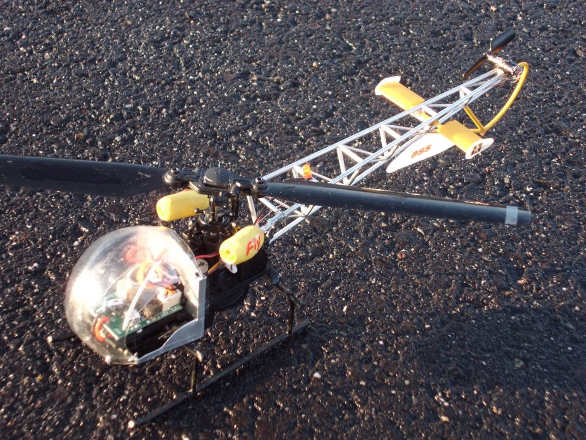 Amazon.co.jp: 小型ヘリベル47G仕様 フルセット : おもちゃ