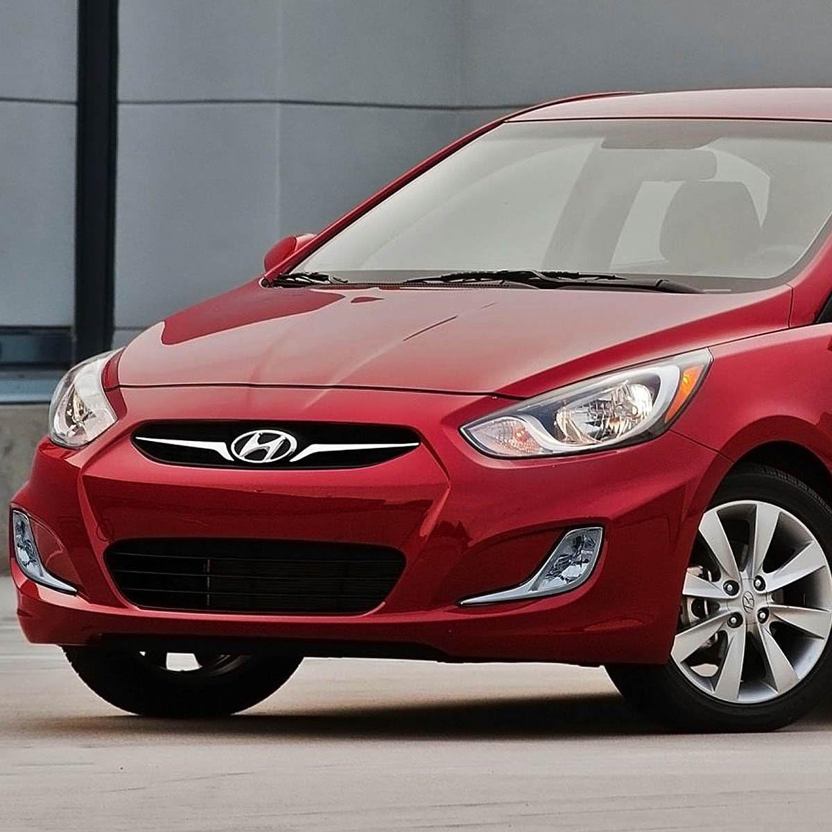 DNA MOTORING FL-ZTL-133-CH Fog Light With Switch Driver & Passenger Side Enhance visibility [Compatible with 12-14 Accent 4-Door Sedan Hatchback]