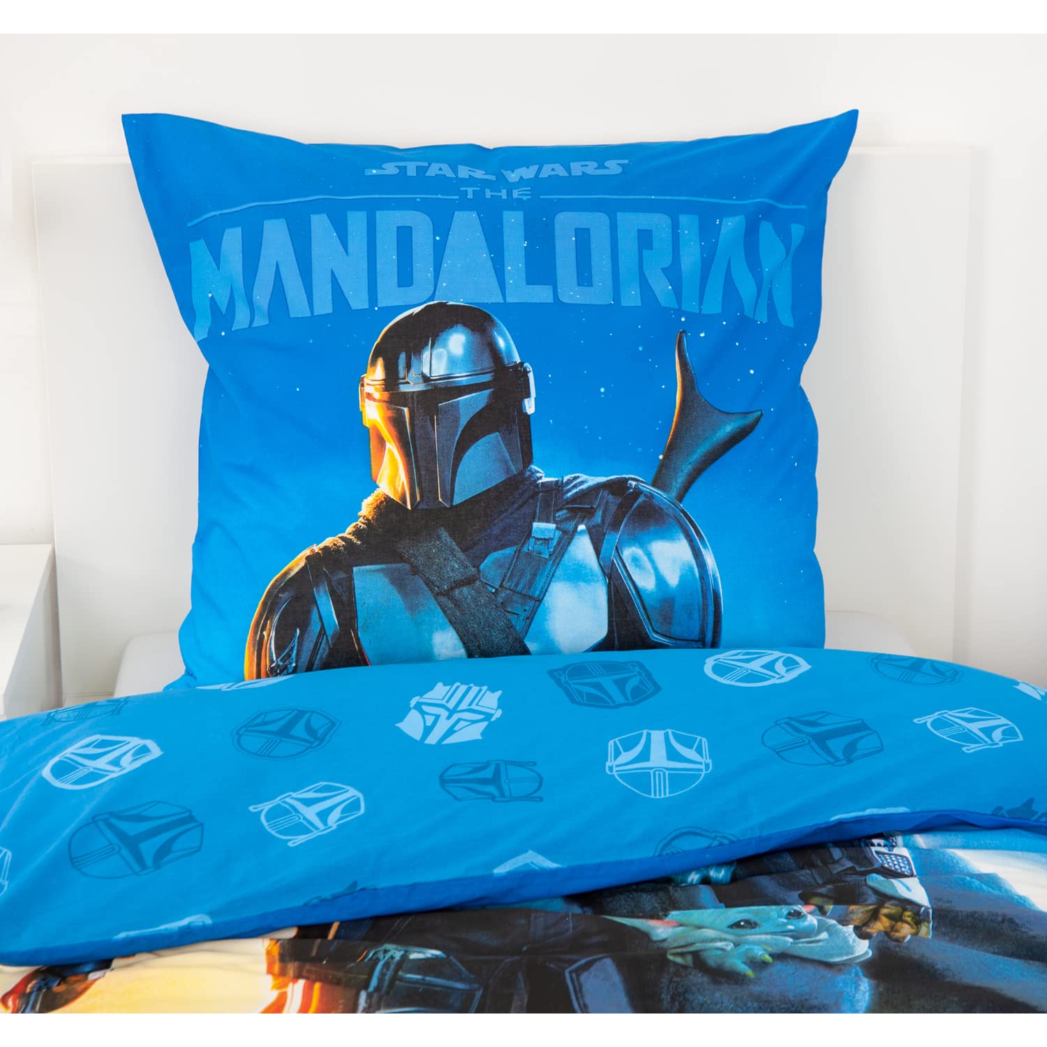 Herding Star Wars The Mandalorian Bettwäsche-Set, Kopfkissenbezug 80 x 80 cm, Bettbezug 135 x 200 cm, Mit leichtläufigem Reißverschluss, 100% Baumwolle/Renforcé