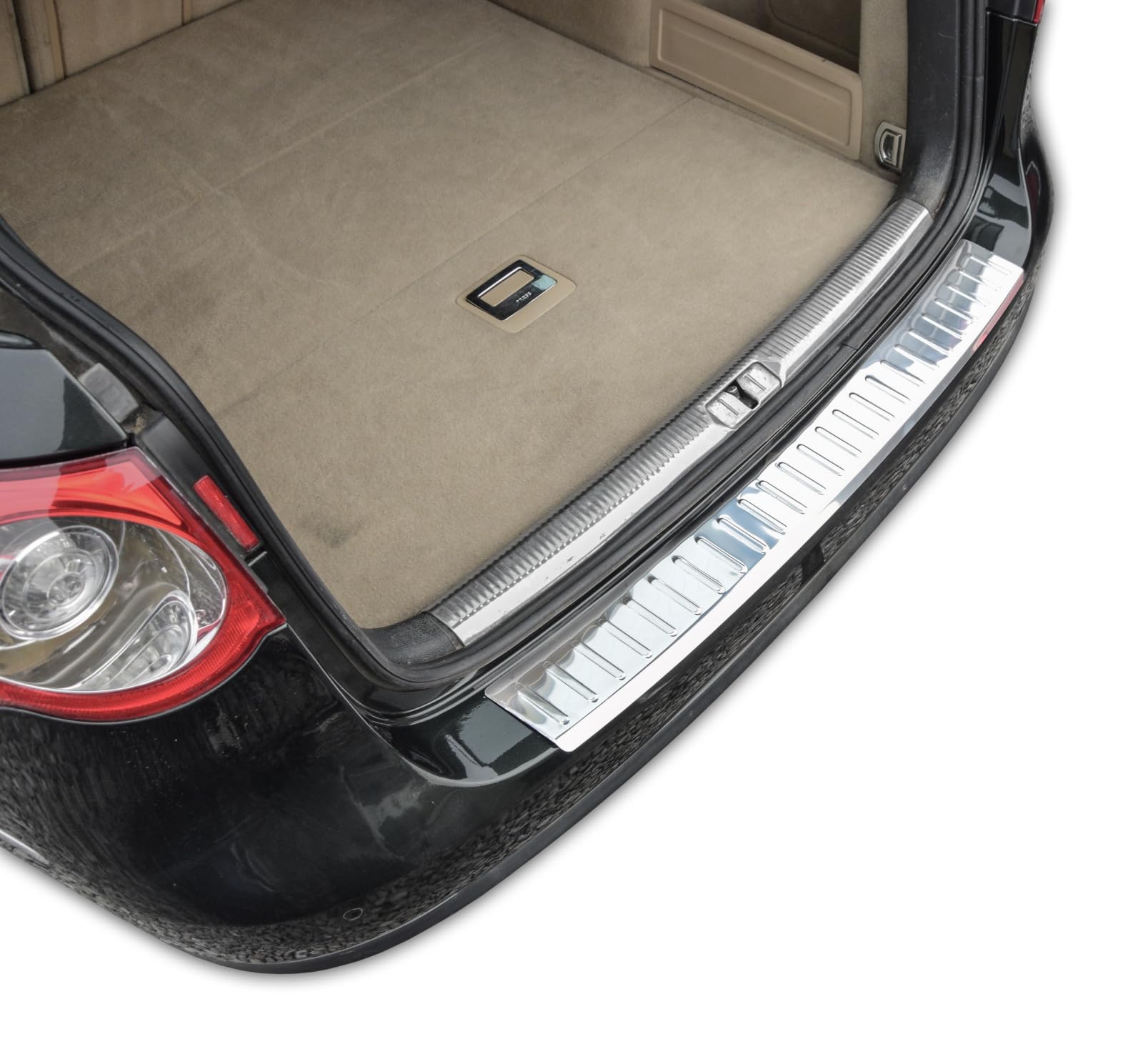 J&J AUTOMOTIVE Protezione Paraurti Posteriore per Volkswagen Passat B6 Break 2005-2012, su Misura, Salvabordo di Carico Antigraffio, Cromata