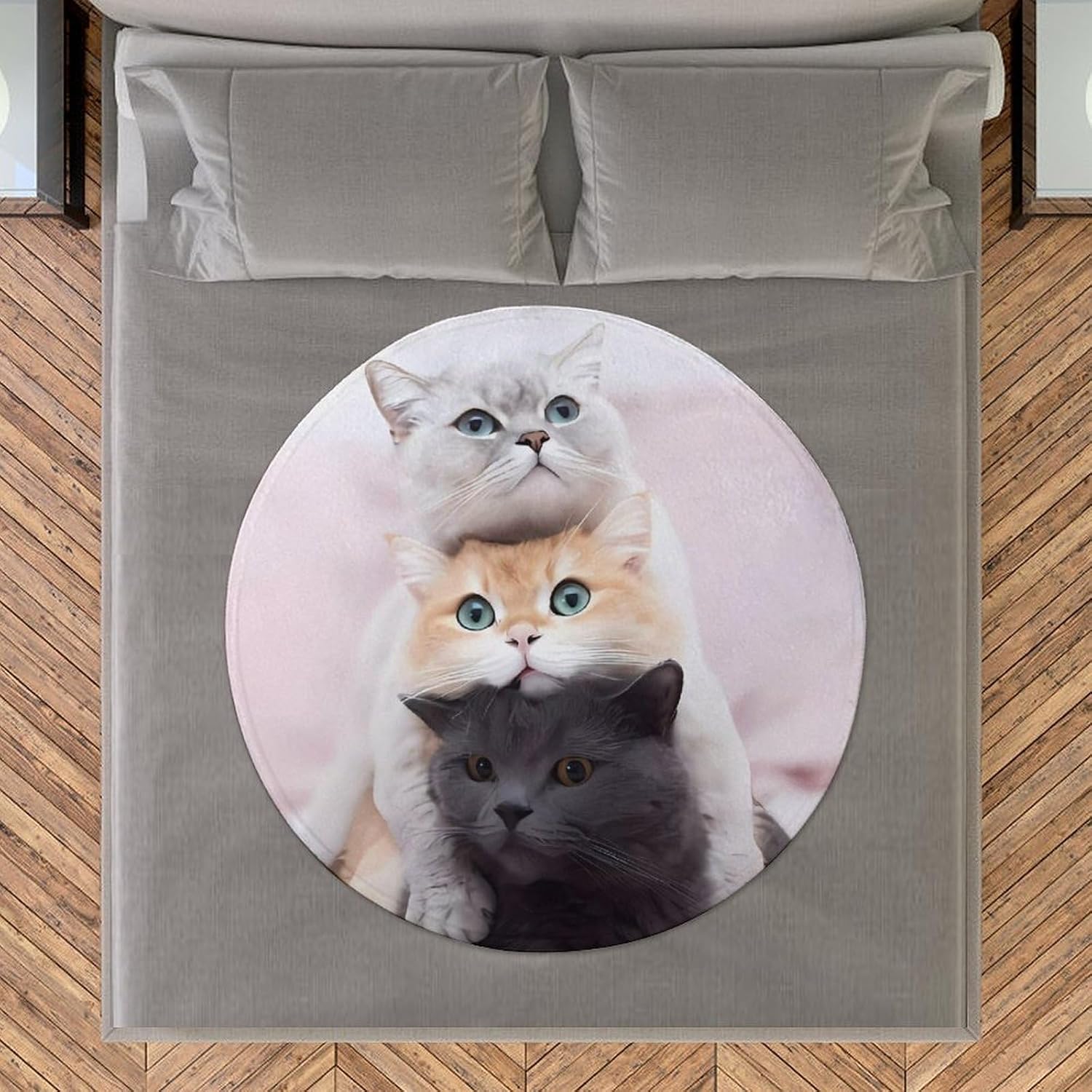 Cat Pattern Round Flannel Throw Blanket 59.1" Diameter Single-Sided Printed Fleece Blanket Multipurpose Foldable Blanket for Couch Sofa Office Camping Home Furniture