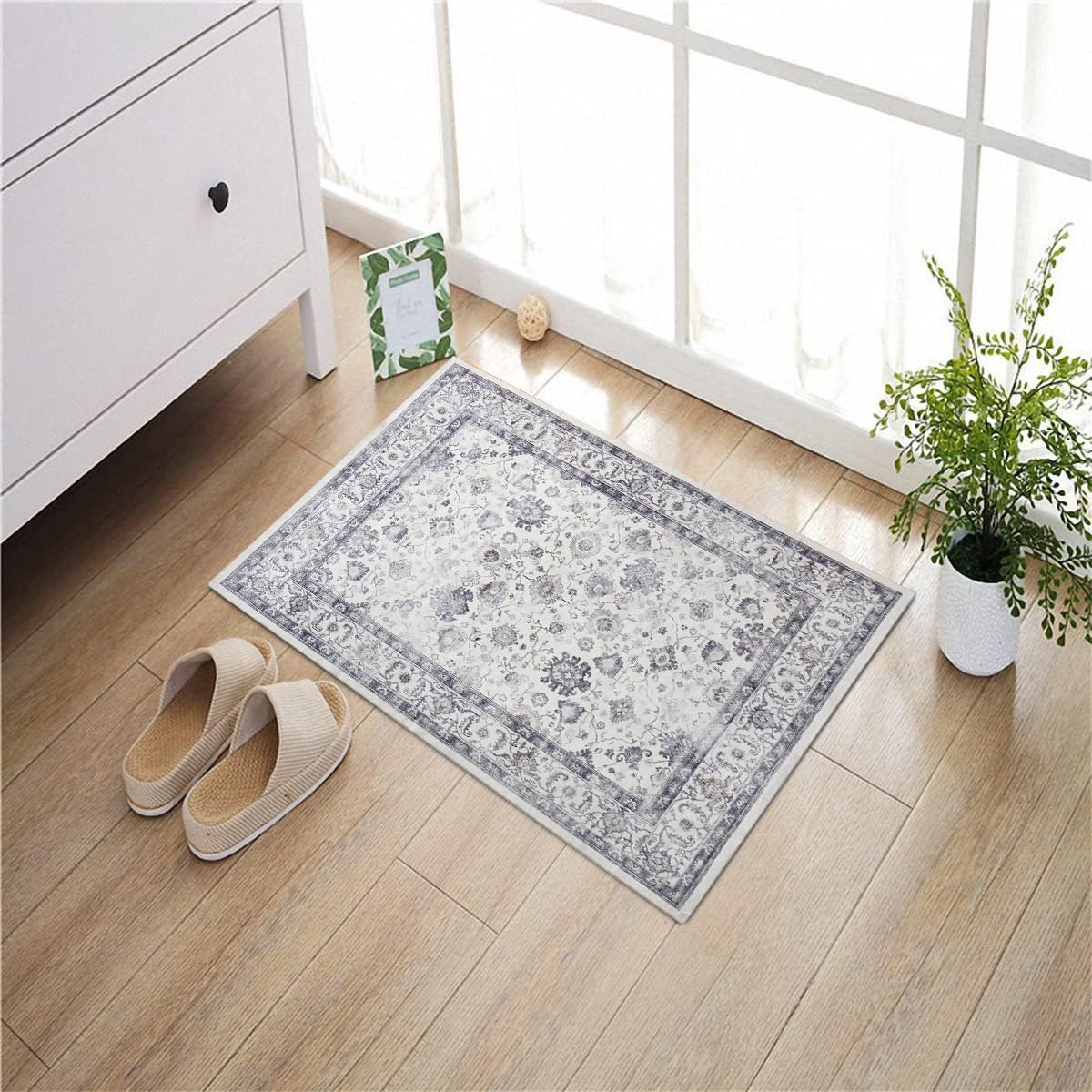 Imperial Rooms Small Bedside Rug 40x60 cm Machine Washable Non Slip – Fluffy, Short Pile Traditional Design Vintage Area Rugs for Bedroom Kids Room Kitchen, Entryway Door mat (Serene)