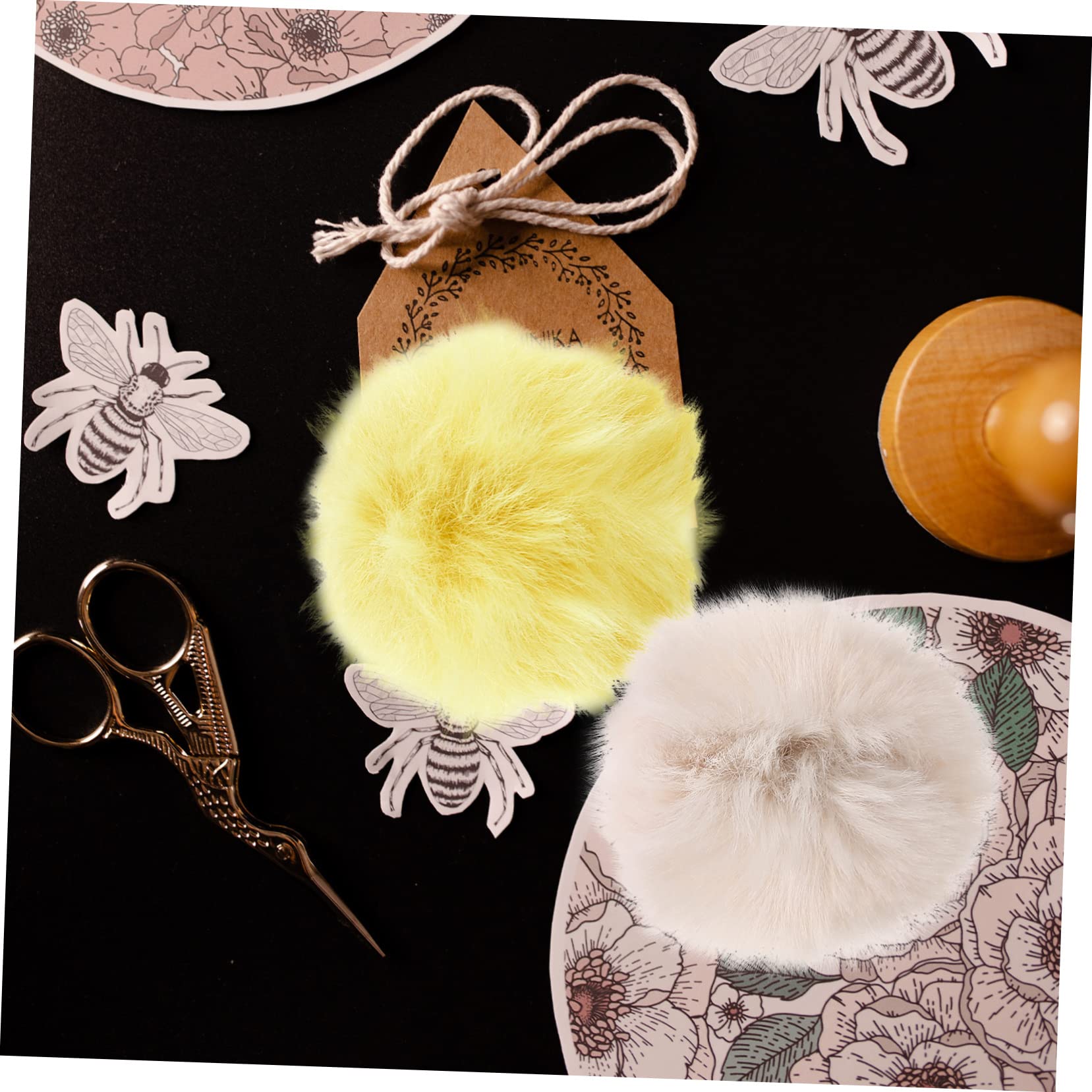 Pompones Artificiales Decorativos de 8cm, 37 Piezas para Manualidades
