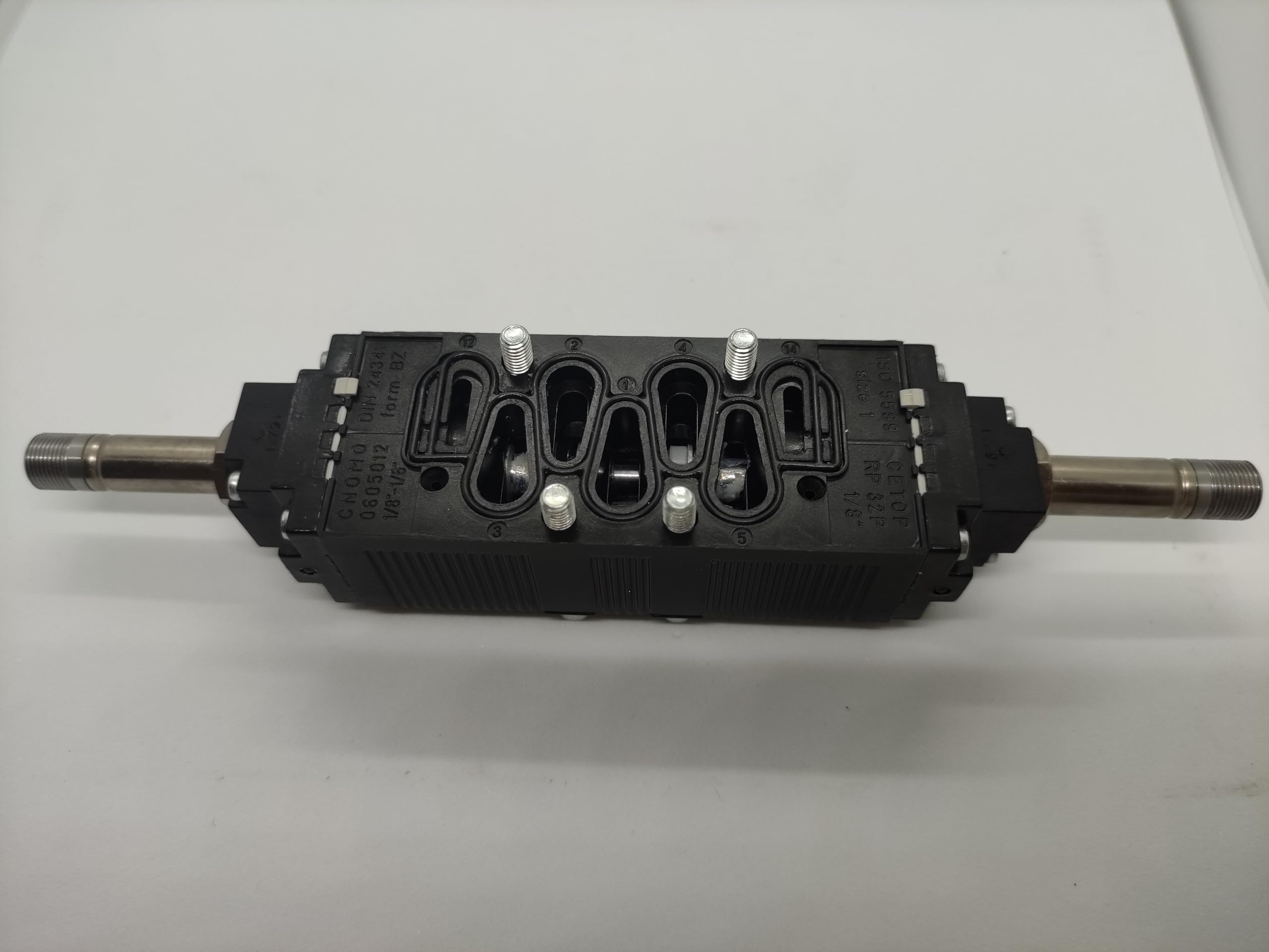 Electroválvula UNIVER 5/2 BIESTABLE AE-1003