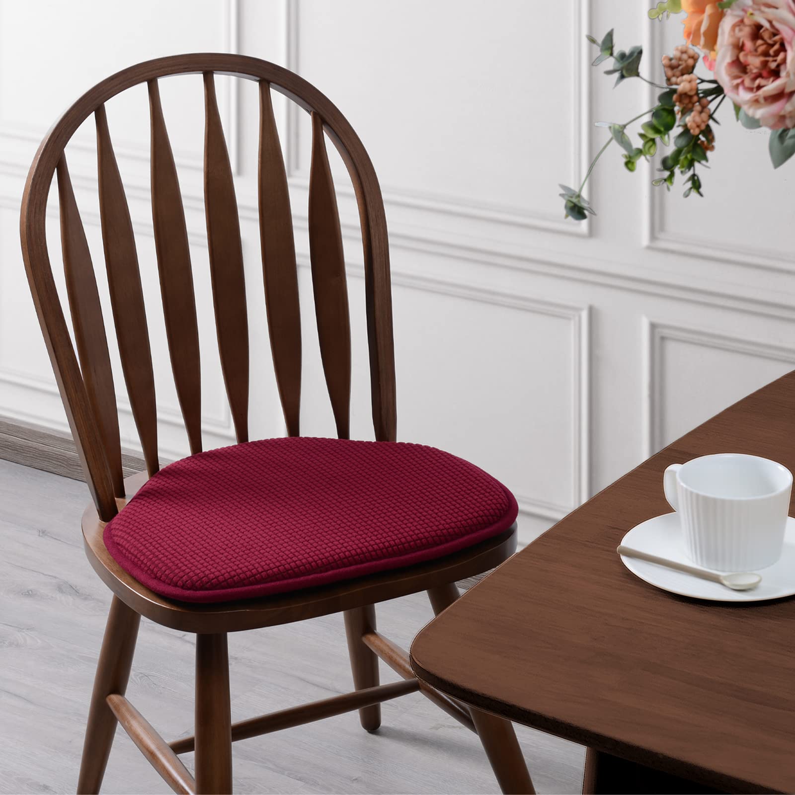 Shinnwa Windsor Chair Cushions Burgundy Non Slip Dining Chair Pads for Dining Chairs Farmhouse Seat Cushion for Kitchen Chairs with Foam Padding and Textured Cover 4 Pack (17.5 x 15.5 Inches)