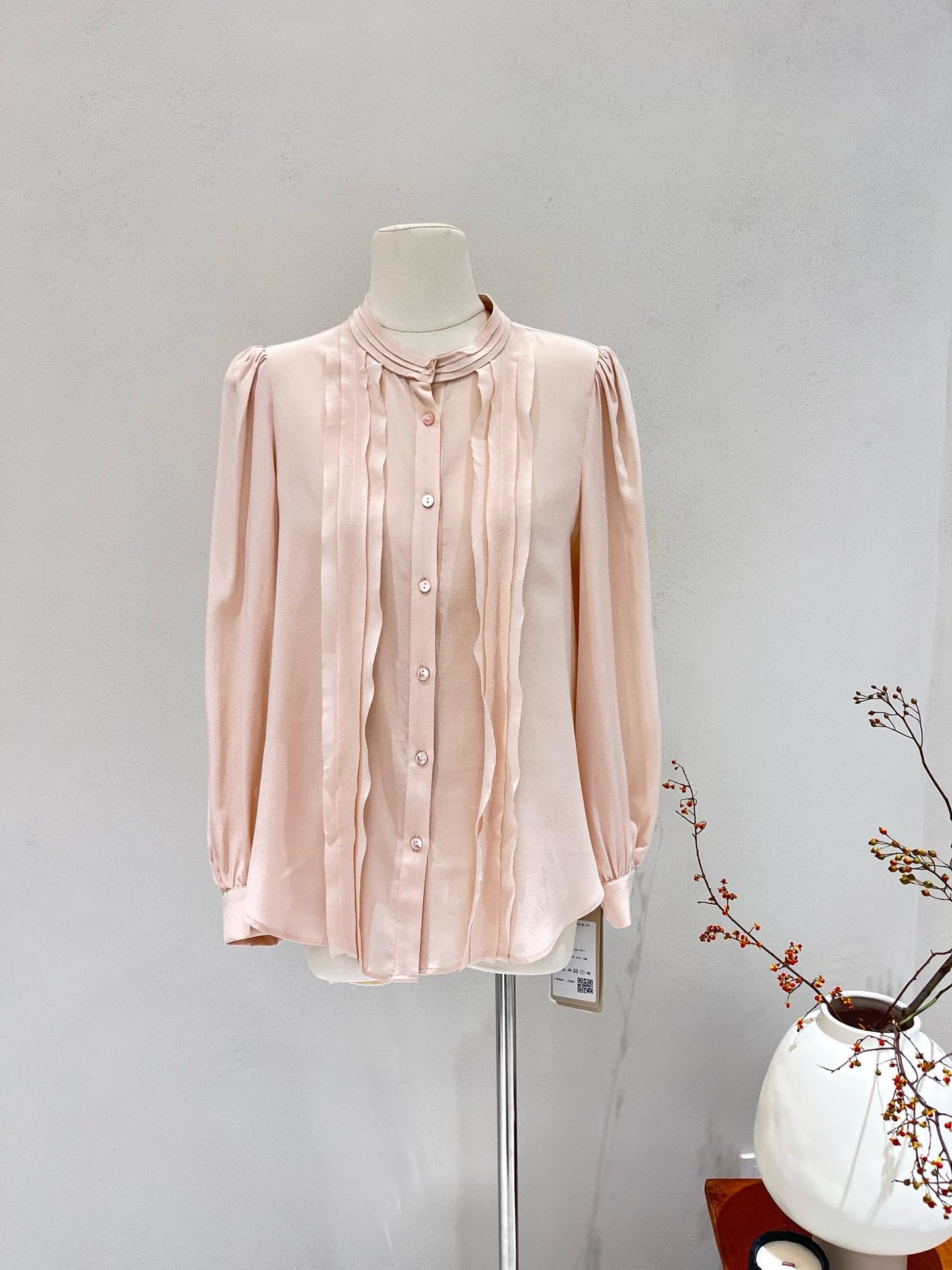Donna Blusa da Ufficio in Seta a Maniche Lunghe con Collo Alto