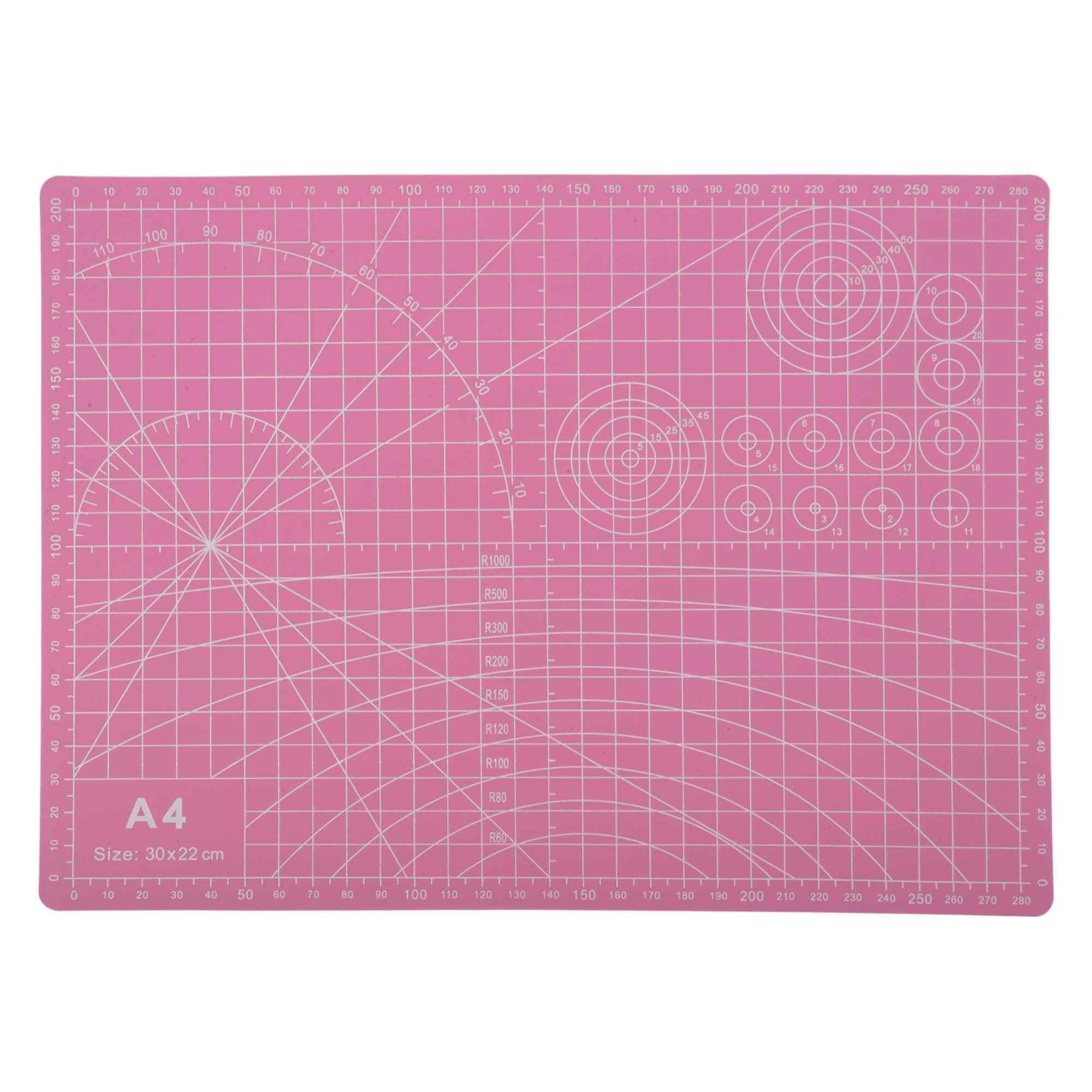 Tapis de découpe auto-cicatrisant A4 rose pour protéger vos meubles pendant le bricolage