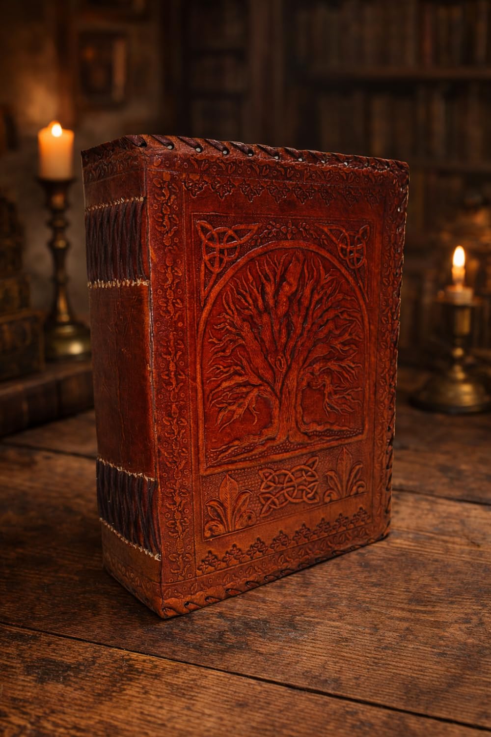 Diario in pelle con albero della vita da 600 pagine, fatto a mano, vintage, rilegato in pelle, con albero della vita in rilievo, diario di scrittura spesso per viaggi, schizzi e uso spirituale, 17,8 x