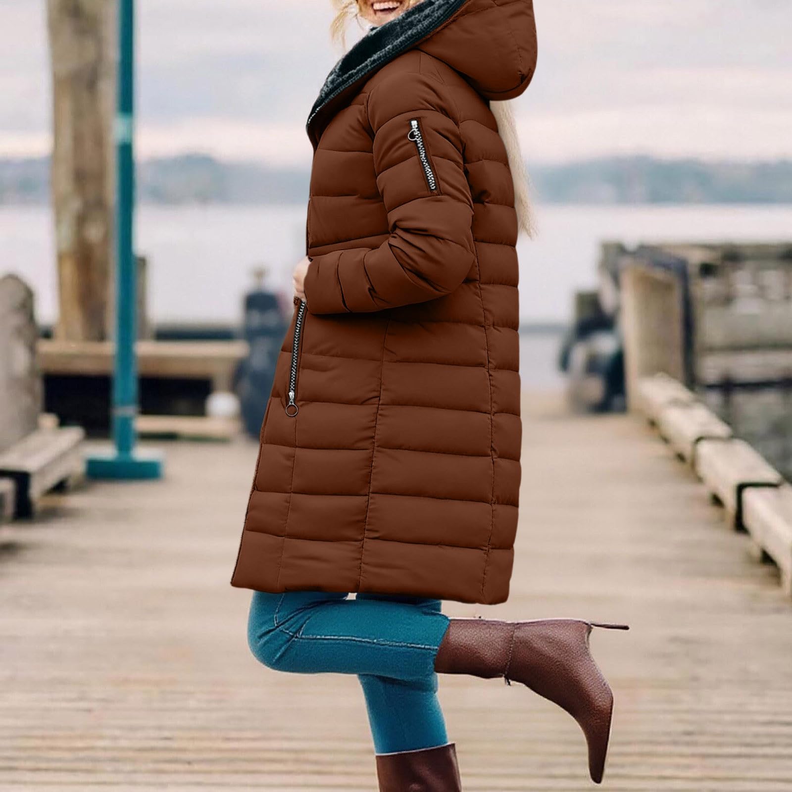 Generisch Winterjacke Damen Steppjacke einfarbig mit Kapuze und Reißverschluss warm gefüttert winddicht lange Ärmel modische Freizeitjacke für Alltag Reisen und Spazieren