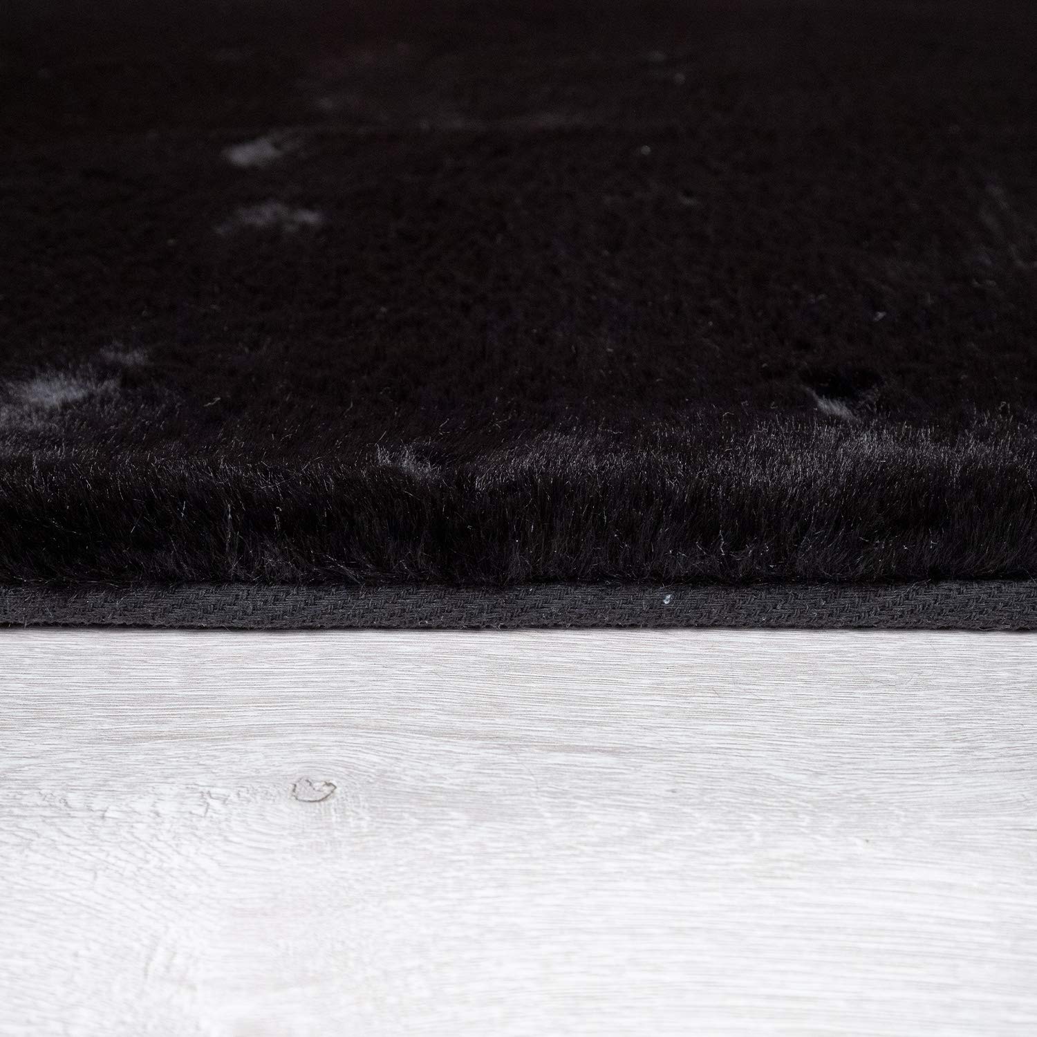 Paco Home Hochflor Teppich Wohnzimmer Super Softes Kaninchenfell Imitat Kunstfell Schwarz, Grösse:140x200 cm