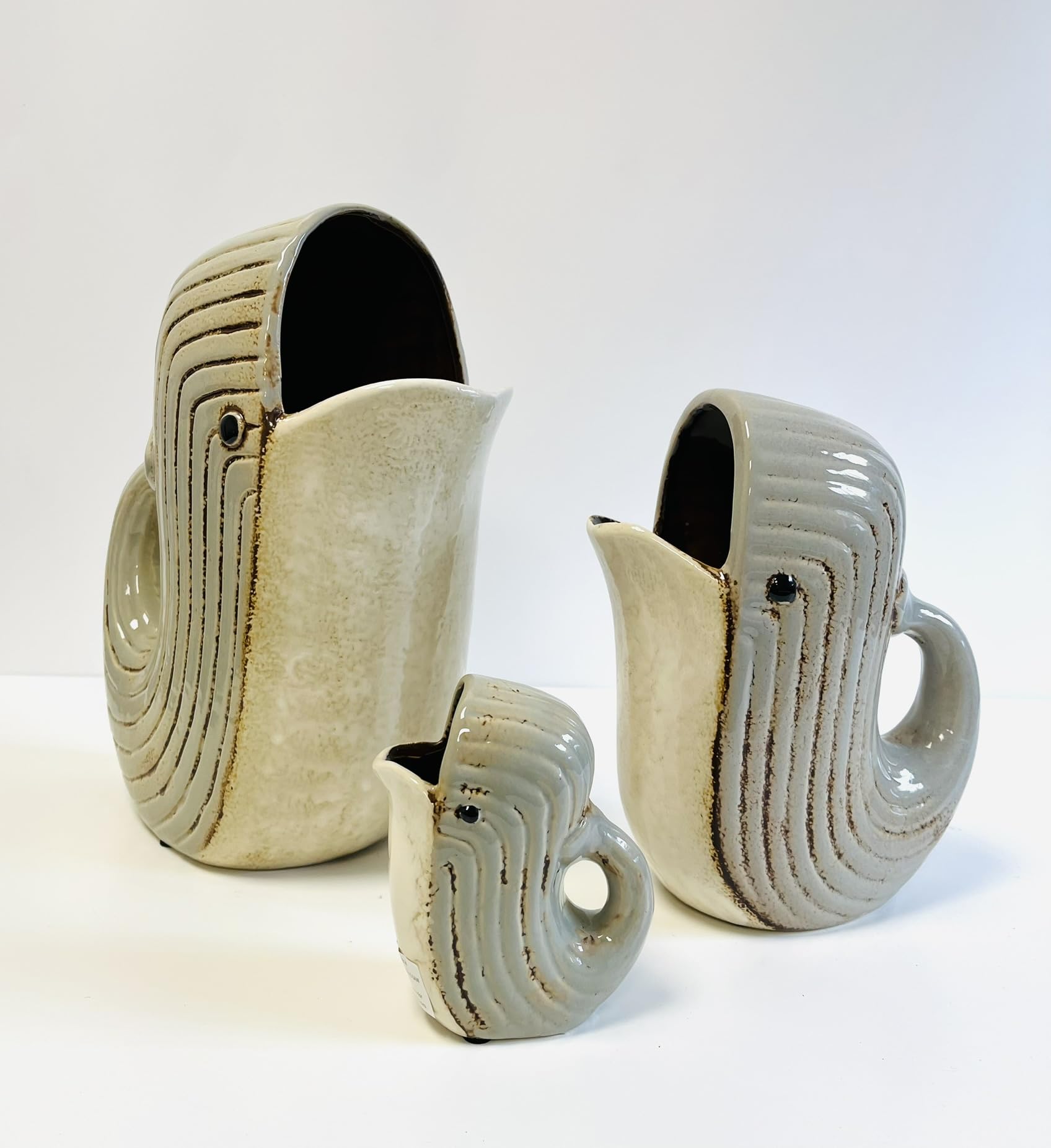 Decorative Ceramic Whale Pitcher, Blue-Grey and White, Fish-Shaped Water Jug with Handle Decorative Pitchers, Glug Jug for Water, Milk, Juice (Small 200ml 12cm)