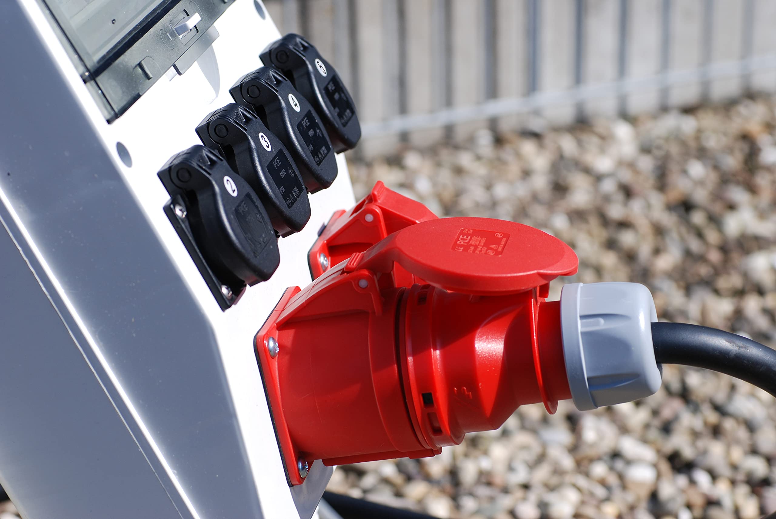 Ehmann PROFI Verteiler mit Gestell und FI/LS Schalter, Made in Germany, 6 Ausgänge (1 x CEE 32 A / 1 x CEE 16 A / 4 x 230 V~), 2 m Zuleitung H07RN-F 5G 6,0mm², IP54, K2, BGI-GUV-I608