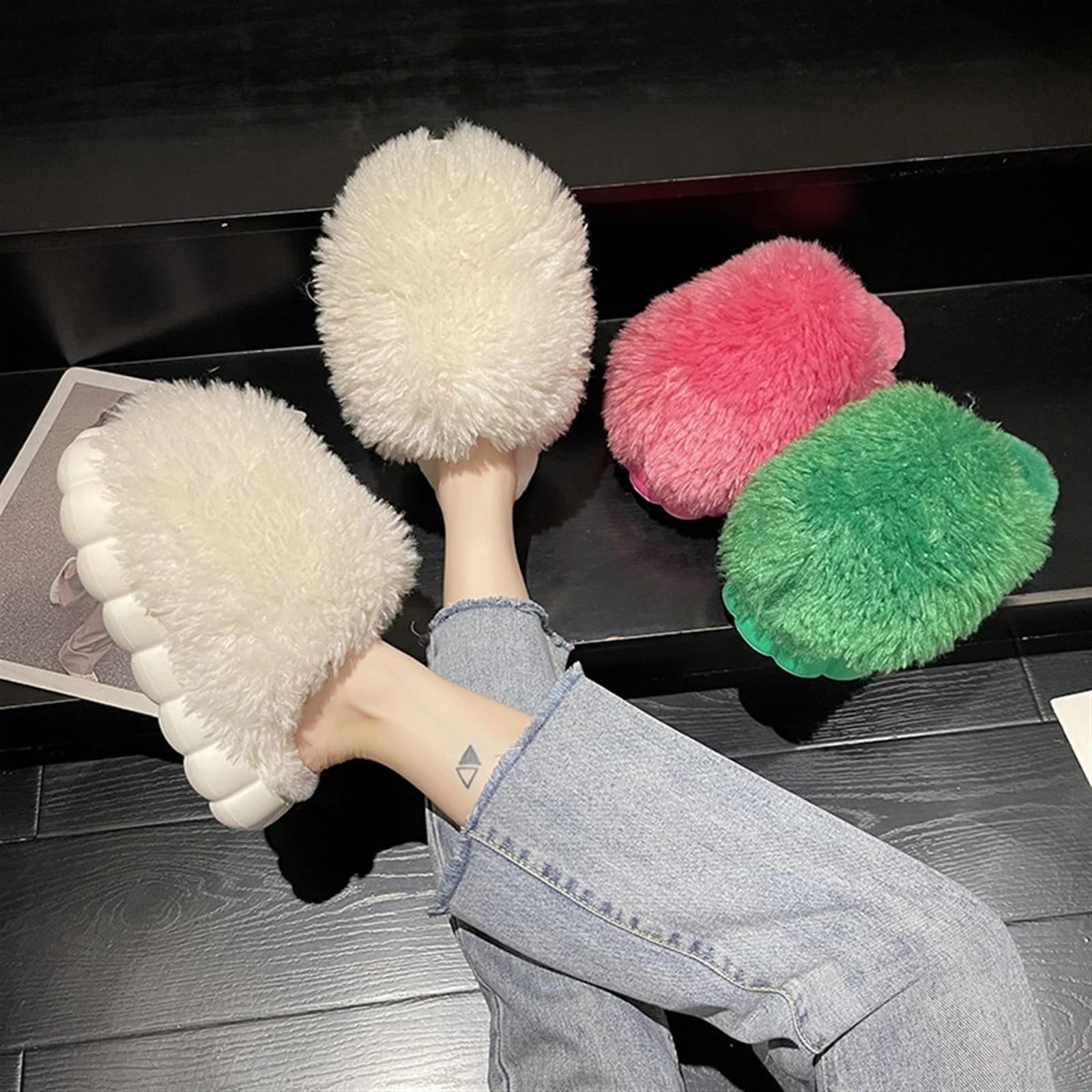 Inverno Pantofole Donna Pantofole invernali in pelliccia da donna calde lati morbidi for interni brevi peluche EVA scarpe in cotone for la casa scarpe casual pantofole con zeppa femminile(White,40 and